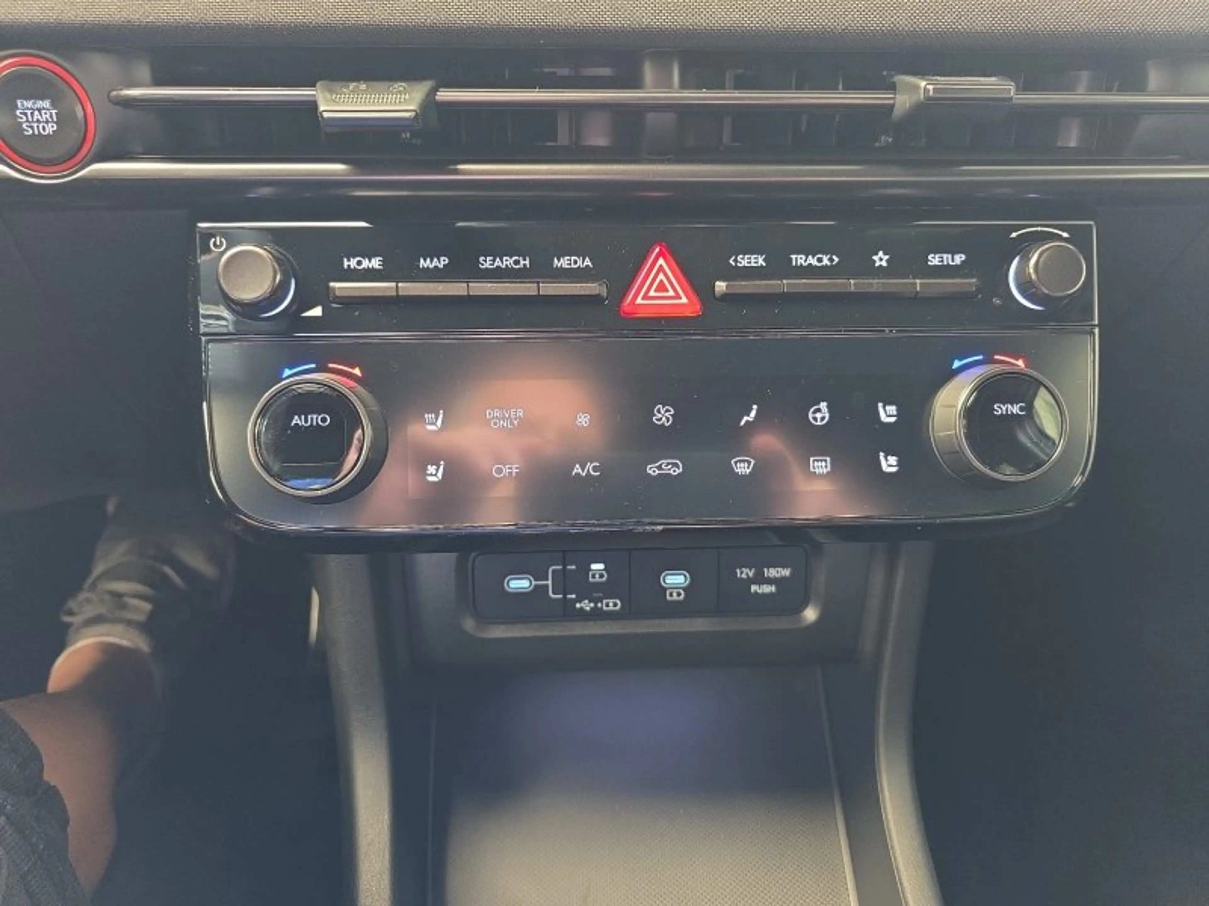 Hyundai TUCSON 1,6T HEV N Line Pano/ACC/Matrix/belüftete Sitze — photo 26