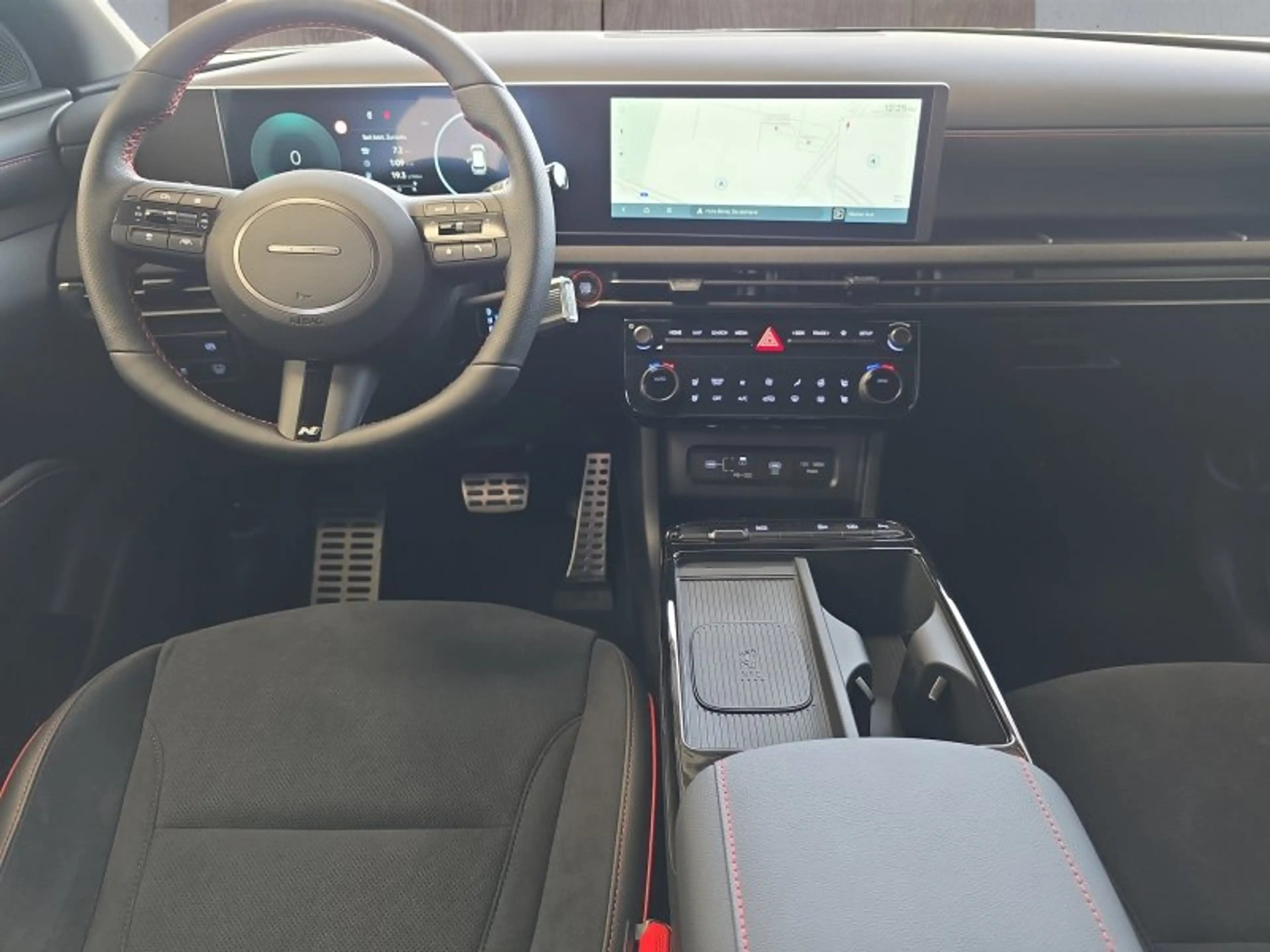Hyundai TUCSON 1,6T HEV N Line Pano/ACC/Matrix/belüftete Sitze — photo 10
