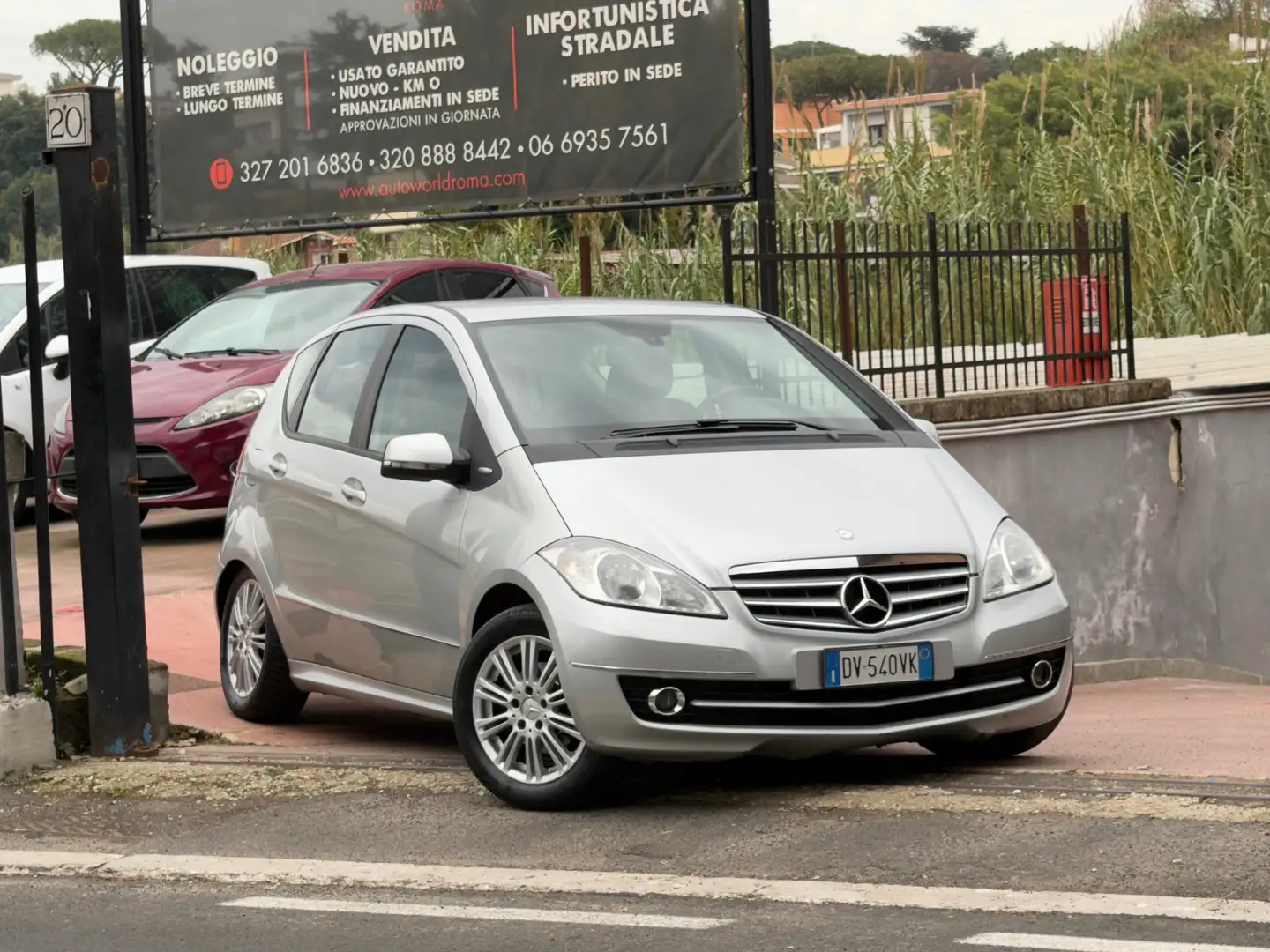 Mercedes-Benz A 180 A 180 cdi Elegance Argento - 1