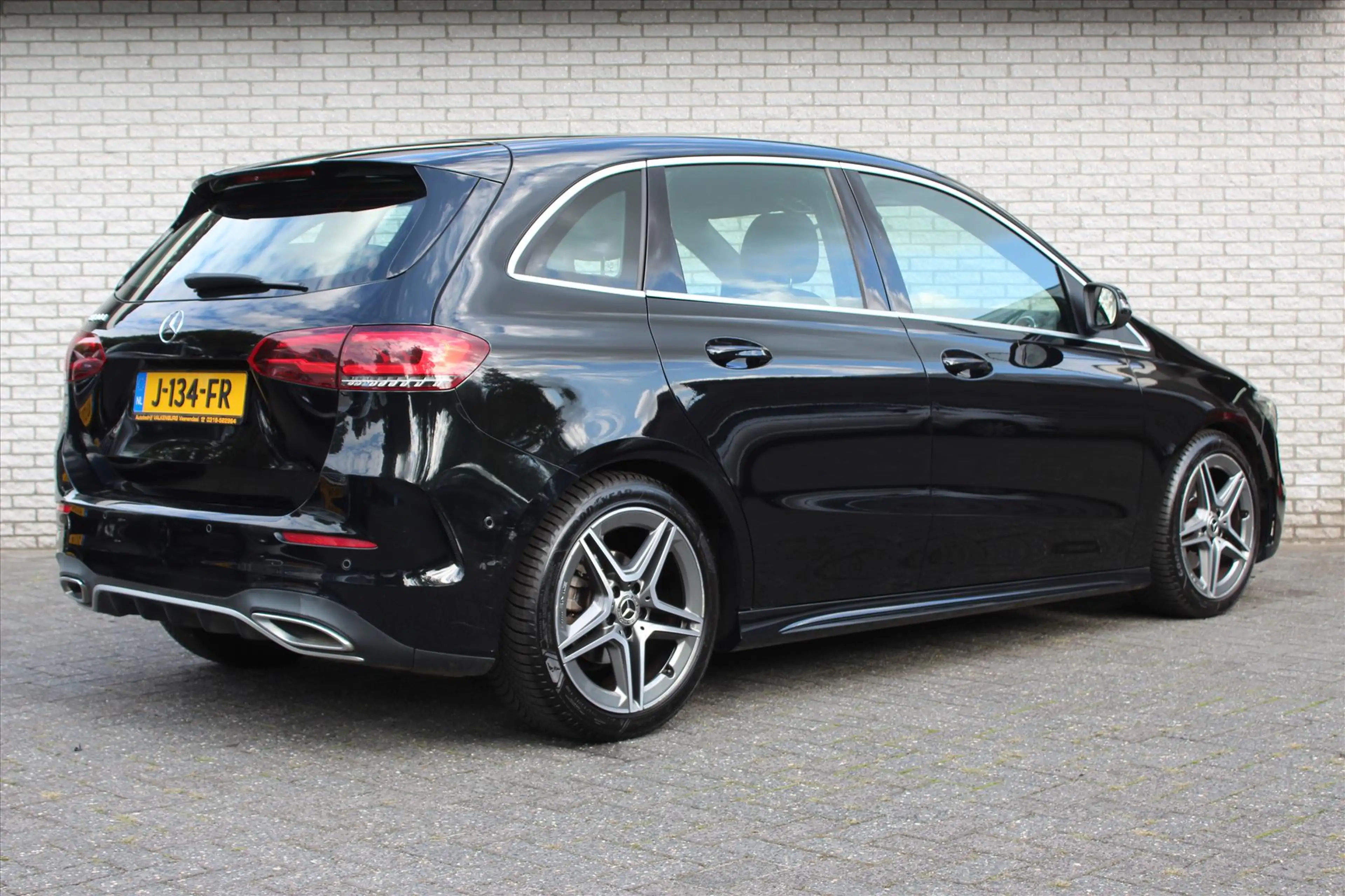 Mercedes-Benz B 180 B180 d 116PK 7G-DCT Business Solution AMG — photo 2
