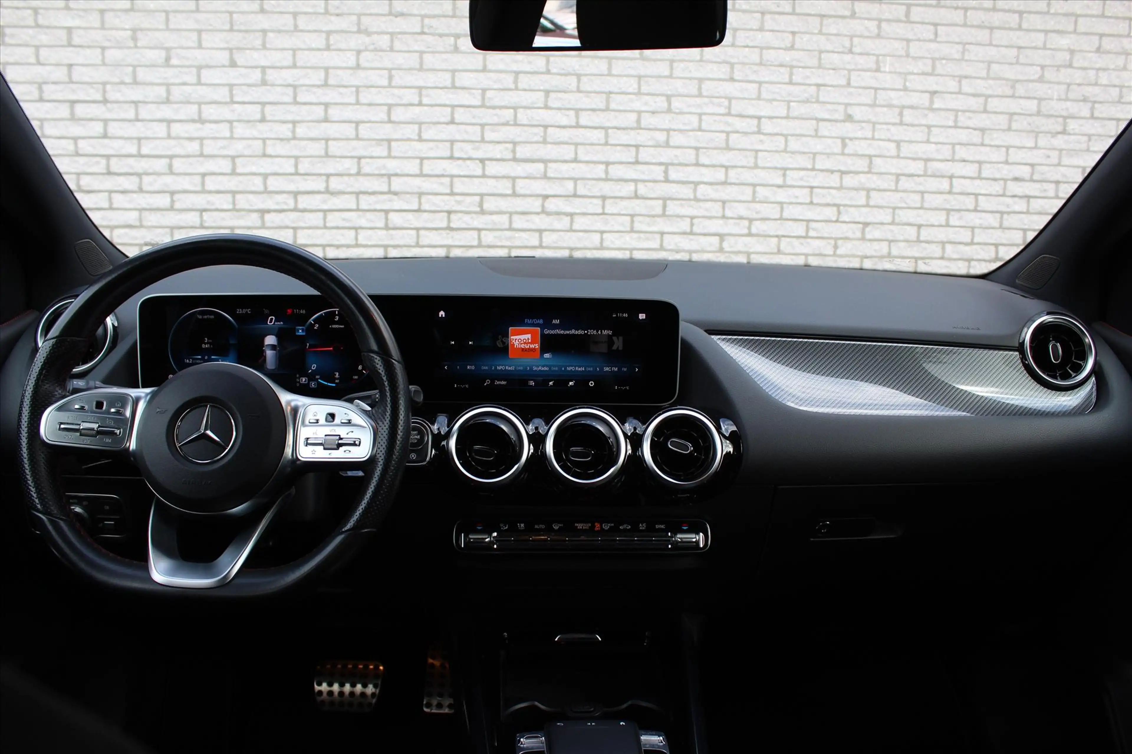 Mercedes-Benz B 180 B180 d 116PK 7G-DCT Business Solution AMG — photo 9