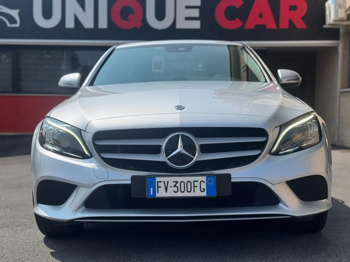 Mercedes-Benz C 200 d Executive Šedá - 2
