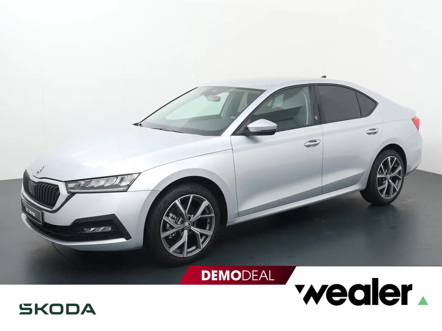 Skoda Octavia Edition 1.0 TSI 110pk DSG Automaat | Navigatie | A Zilver - 1