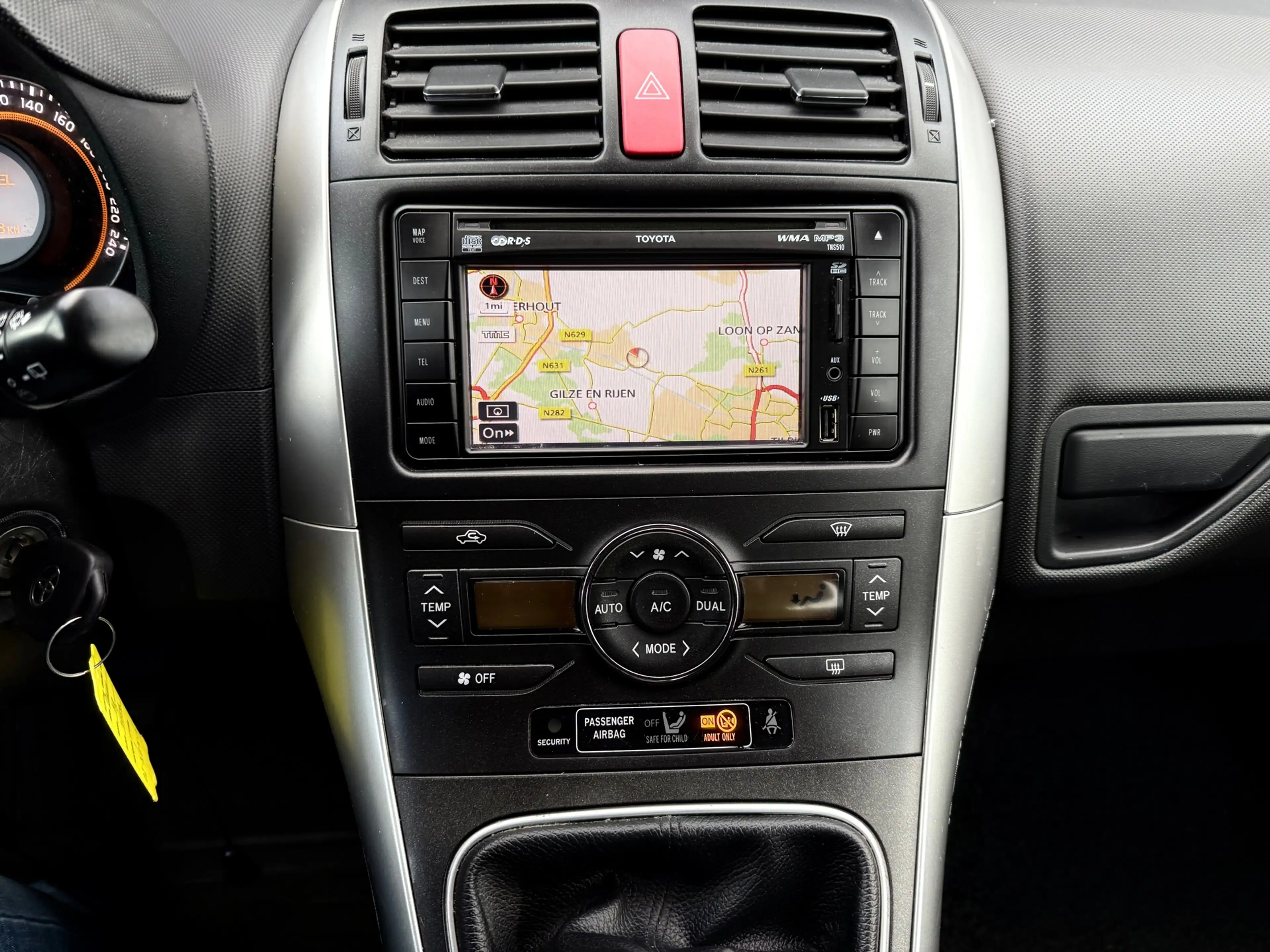 Toyota Auris 1.3 Aspiration — photo 15