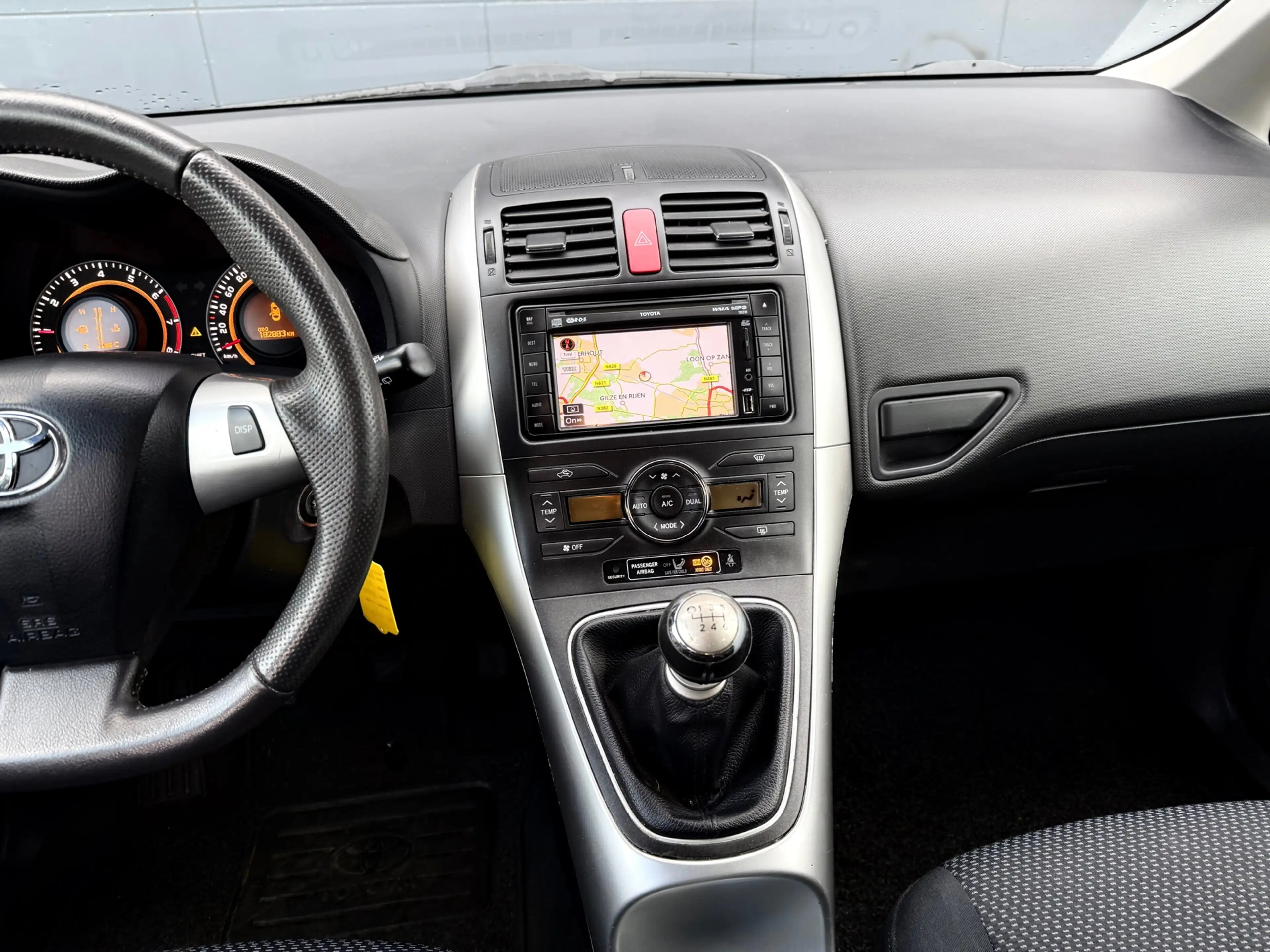 Toyota Auris 1.3 Aspiration — photo 10