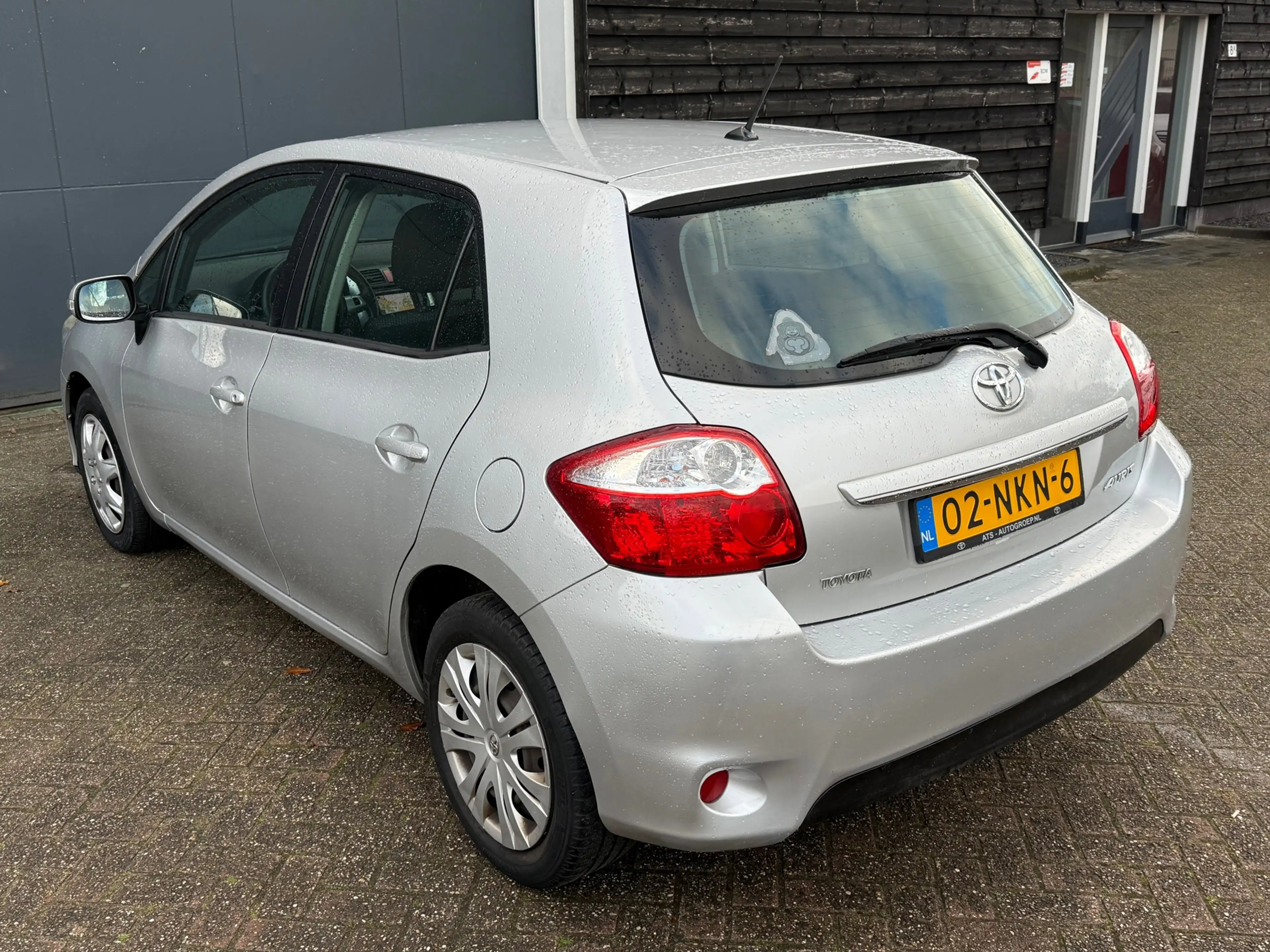 Toyota Auris 1.3 Aspiration — photo 7