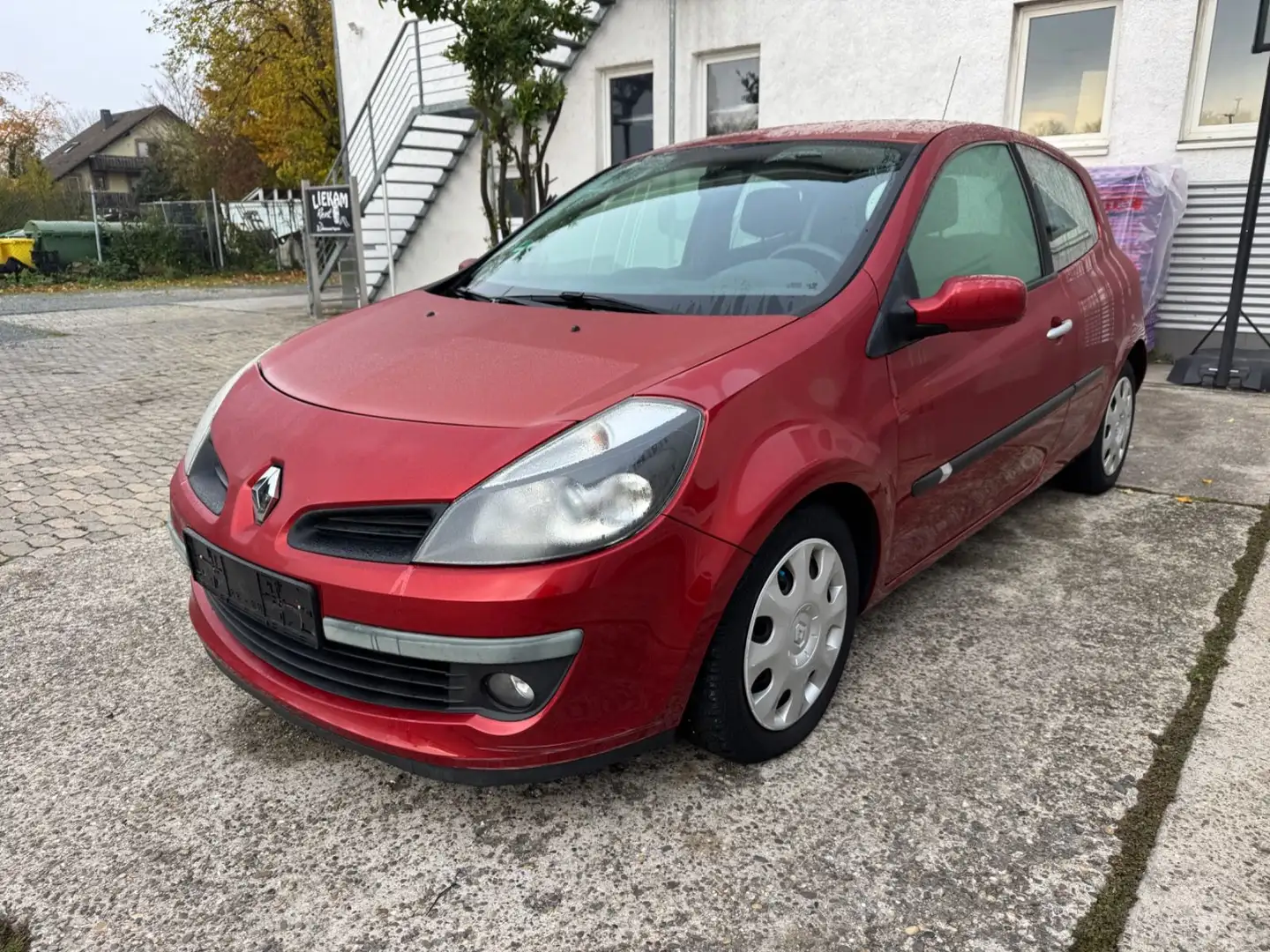 Renault Clio III Edition Dynamique AUTOMATIK Rot - 1