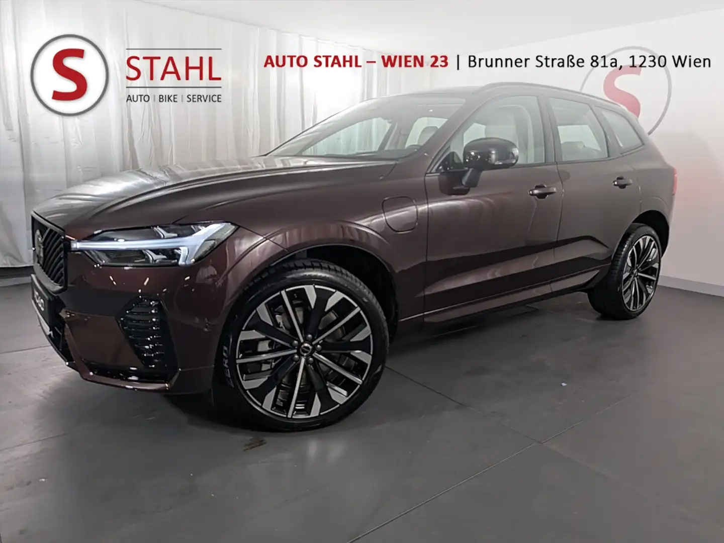 Volvo XC60 T6 Plus Dark Aut. 4LIFE | Auto Stahl Wien 23 Rot - 1