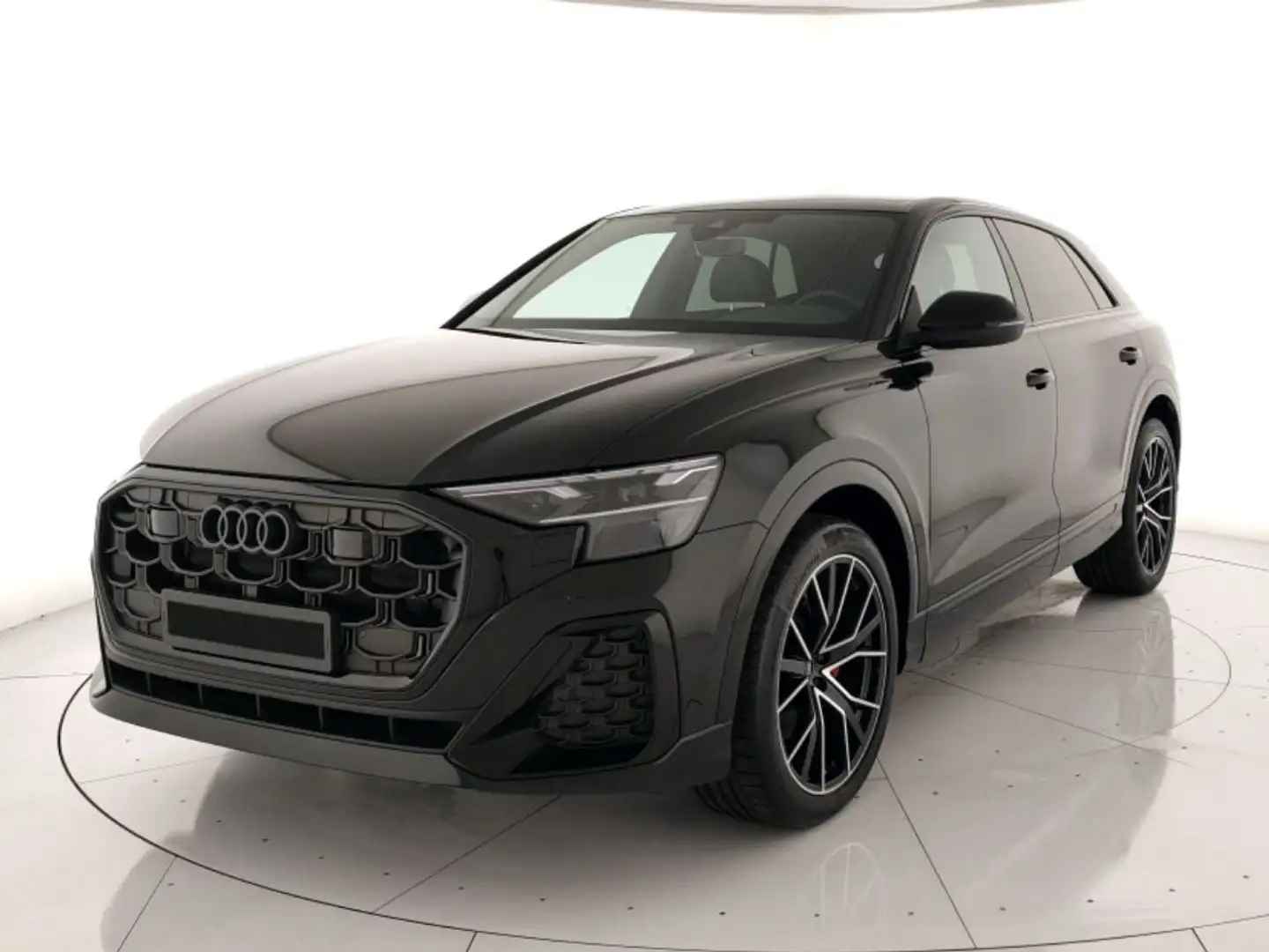 Audi Q8 45TDI Mhev Quattro Tiptronic Fekete - 1