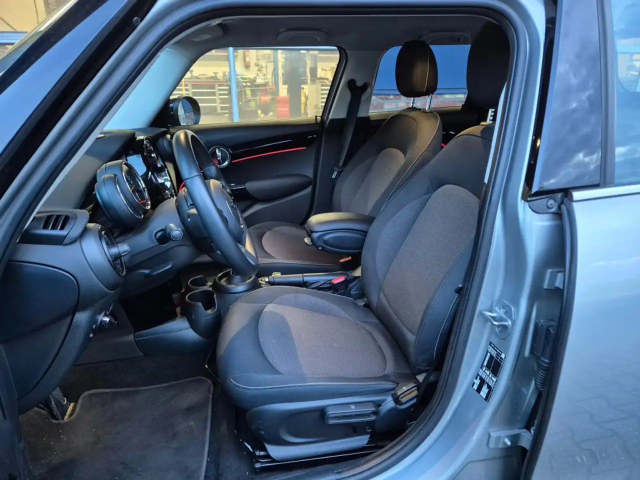 MINI Cooper 1.5 Cooper Camden Edition, -5- Deurs, Navi, Cruise, миниатюра 10