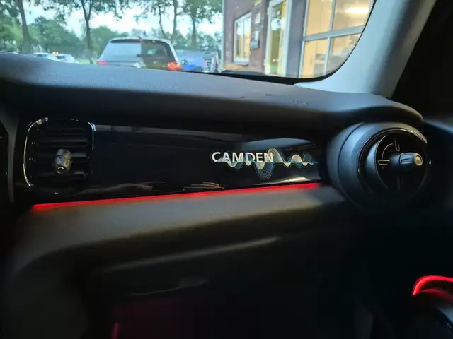 MINI Hatch view 26