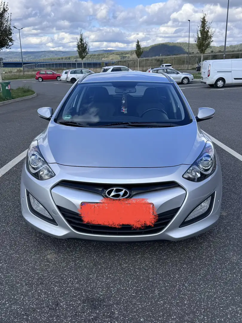 Hyundai i30 i30cw 1.6 CRDi Style - 1