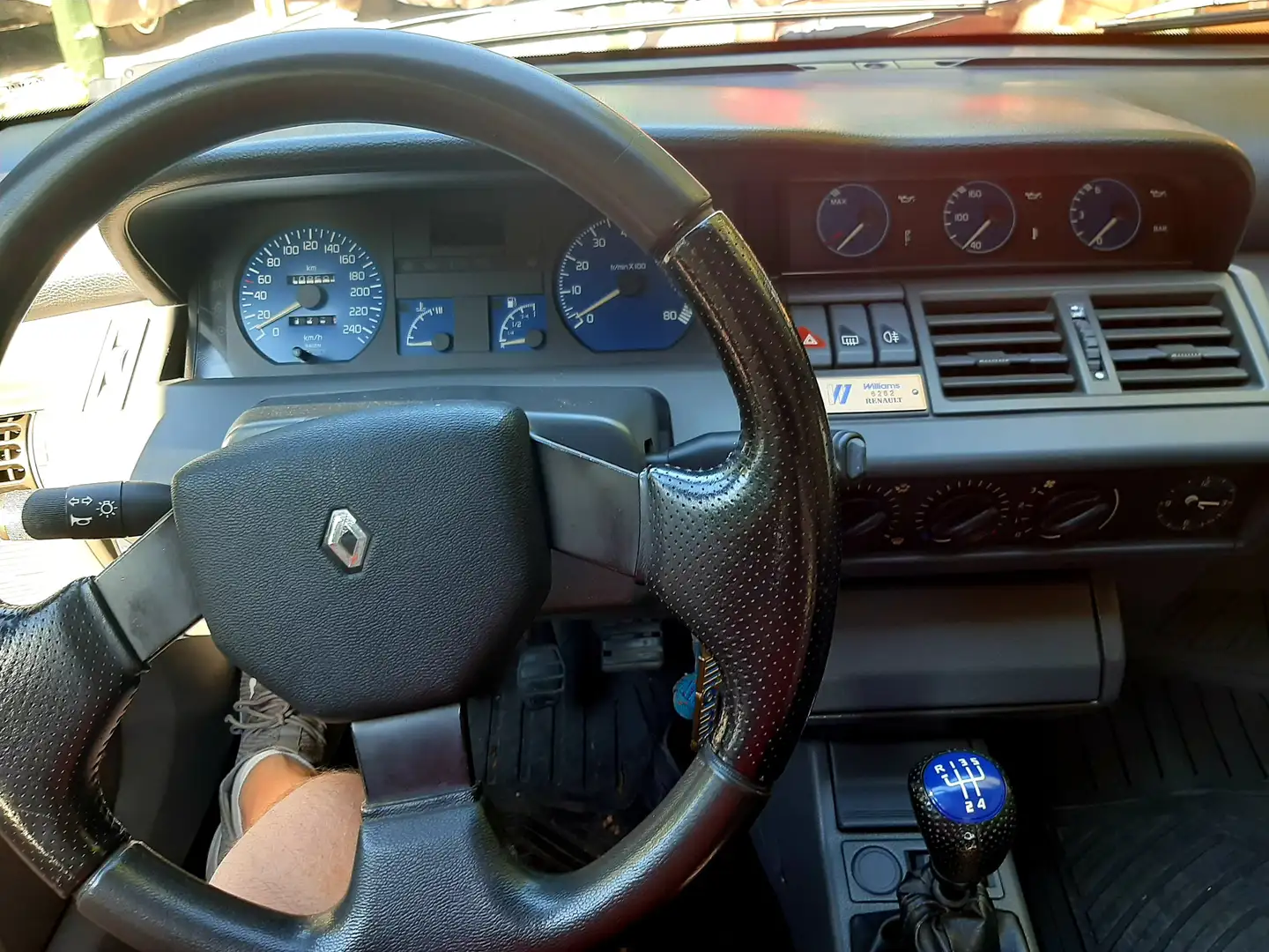 Renault Clio Clio I 1990 3p 1.8 16v Aria cat. Azul - 1