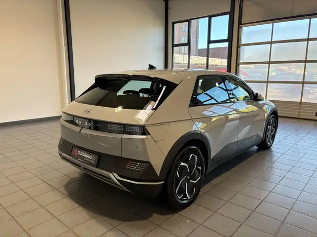 Hyundai Ioniq 5 view 5