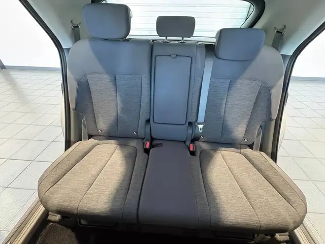 Hyundai Ioniq 5 view 14