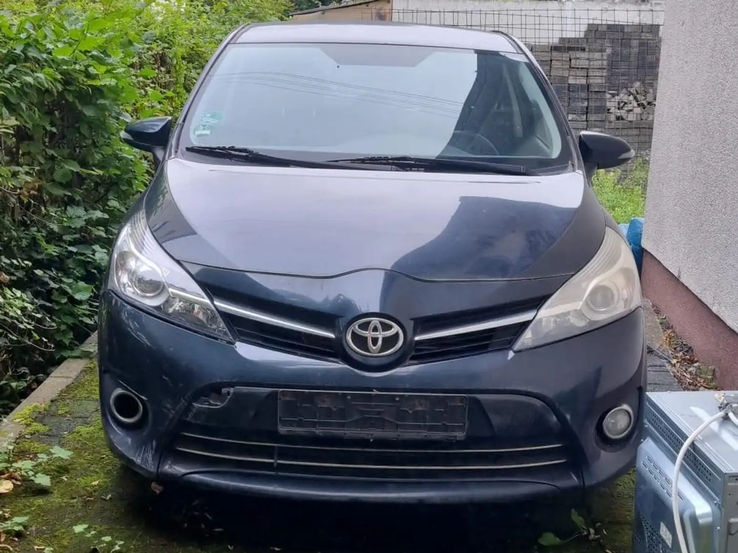 Toyota Verso 2.0 D-4D 7-Sitzer Executive - 1