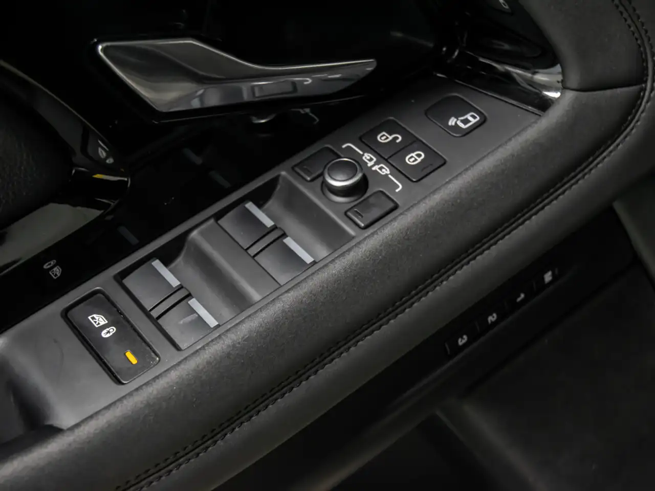 Land Rover Range Rover Evoque снимка Land Rover Range Rover Evoque