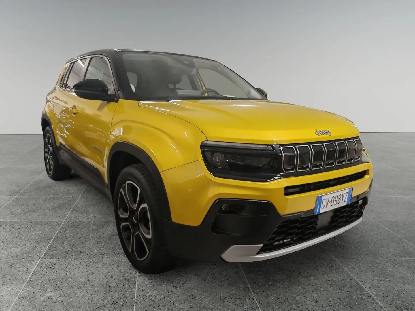 Jeep Avenger Avenger 1.2 Turbo 100 CV MHEV Altitude Galben - 1