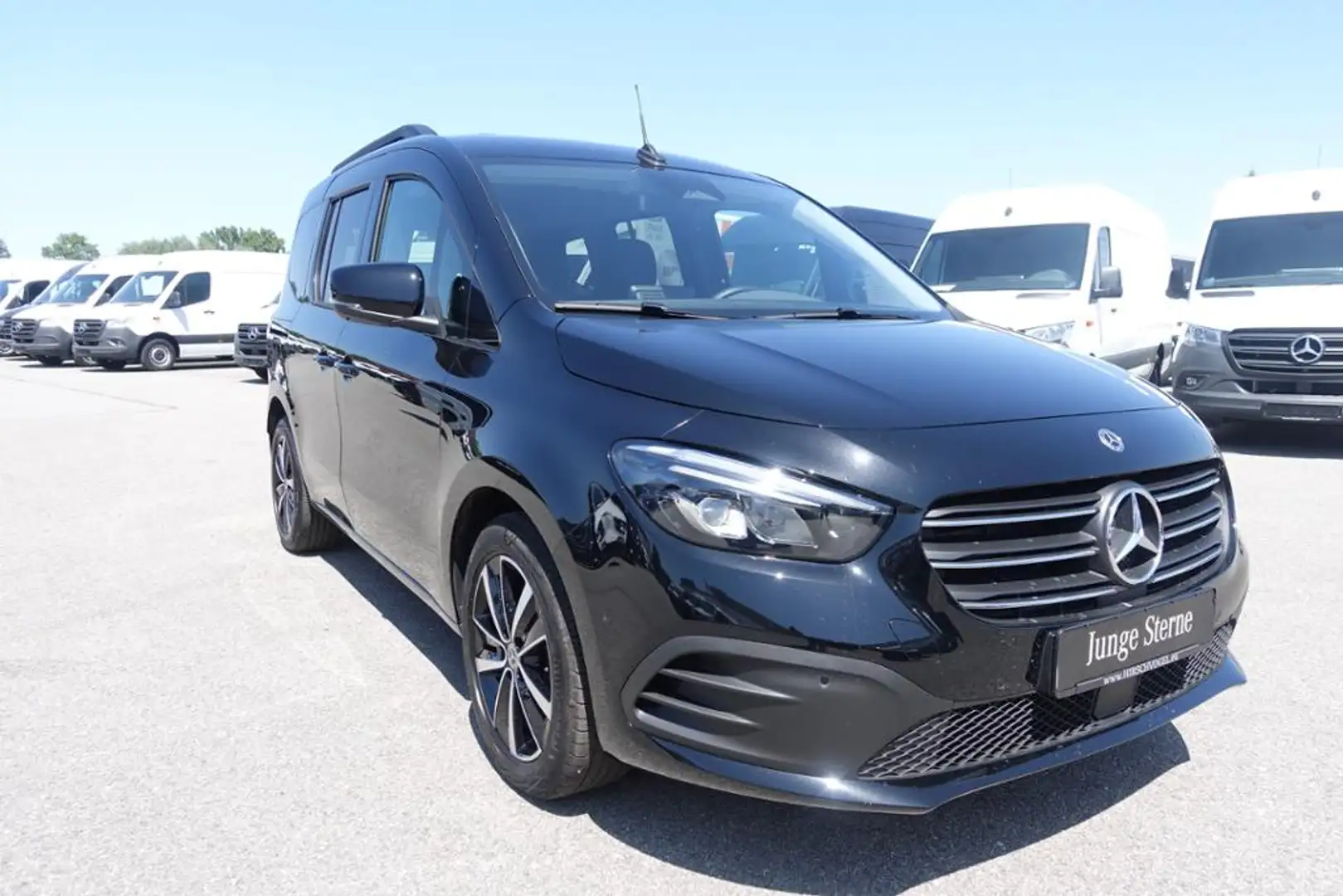 Mercedes-Benz T-Class T 180 d Progressive Edition MBUX10"+Kamera+LED Zwart - 2