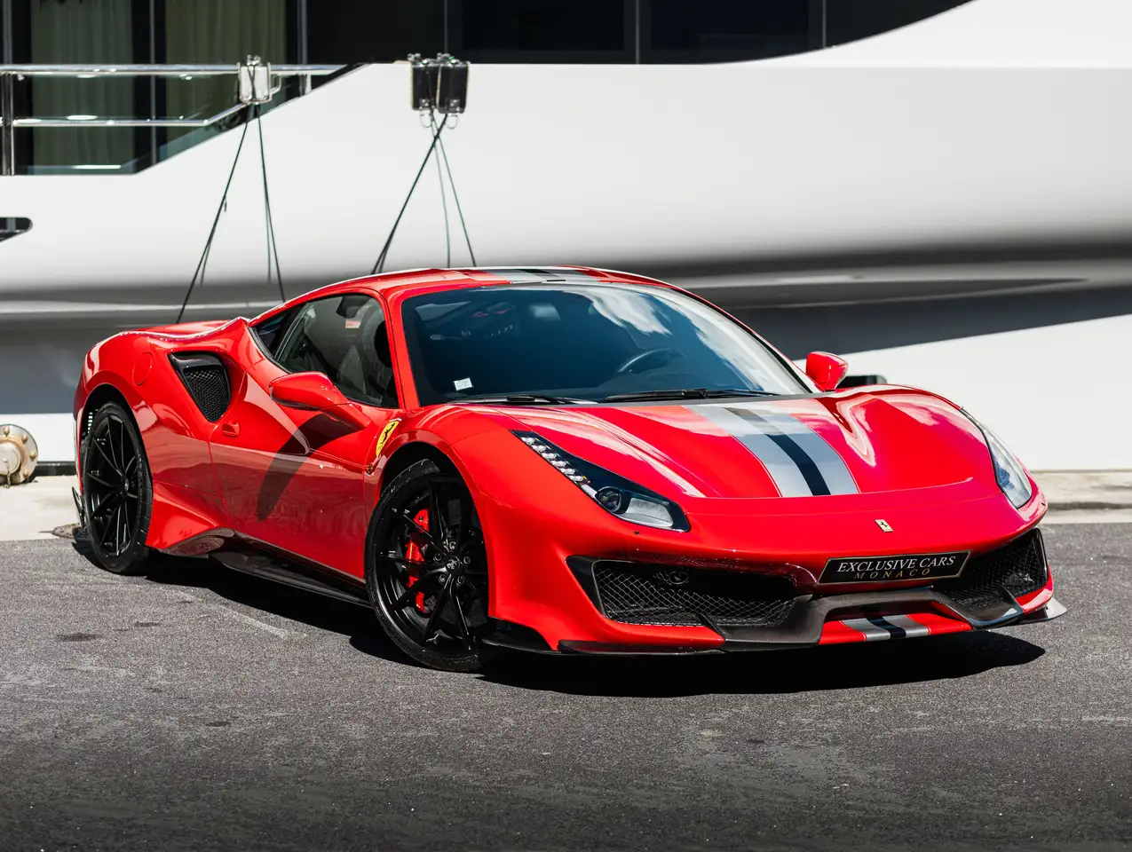 Pista 4.0 V8 720ch