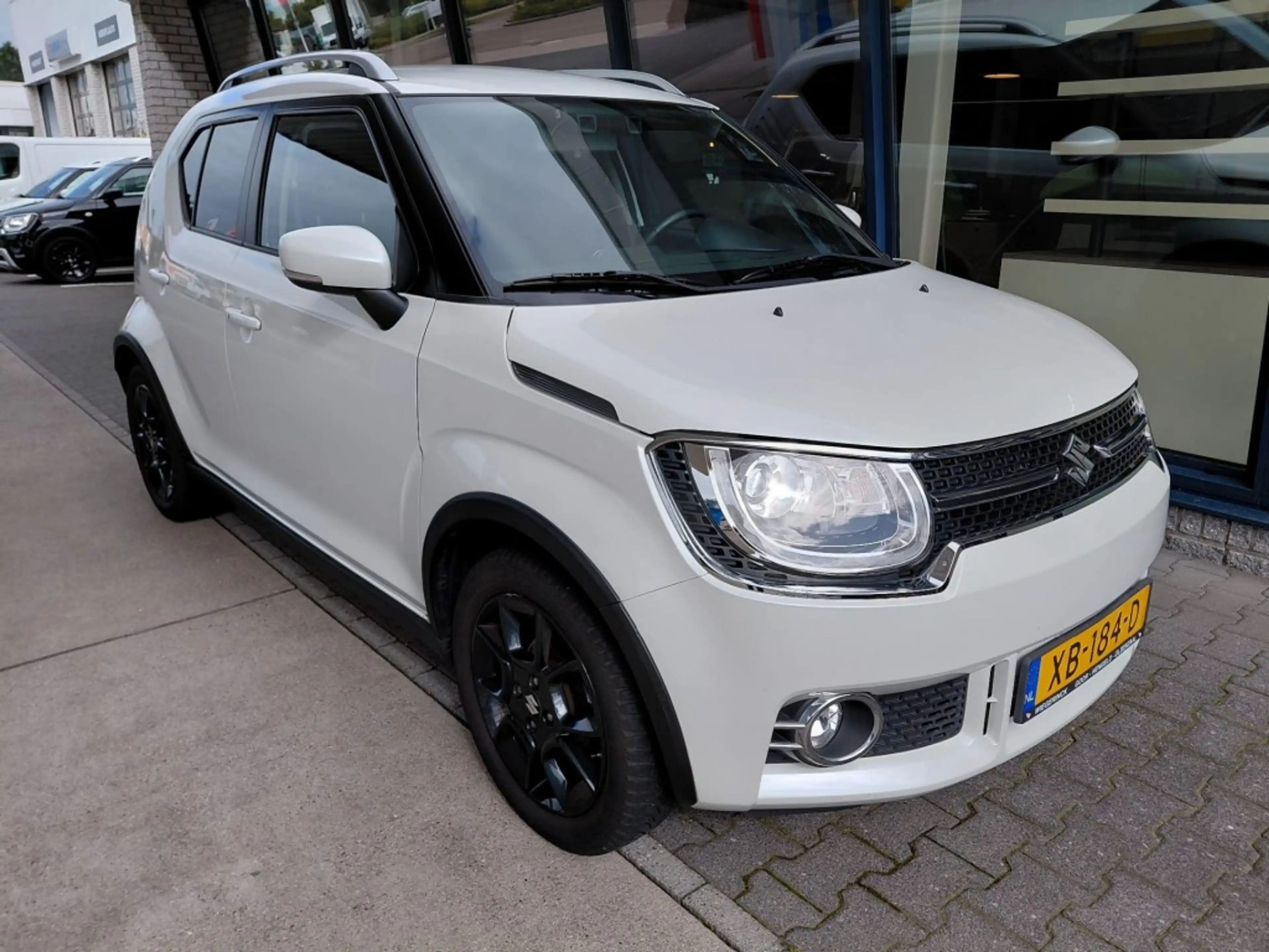 Suzuki Ignis 1.2 STIJL CRUISECONTROL CAMERA CARPLAY TREKHAAK