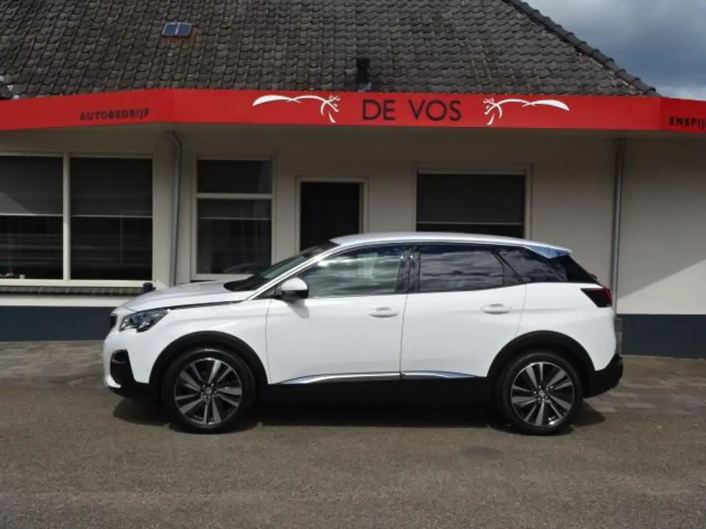 Peugeot 3008 1.2 PureTech Allure Blanc - 2