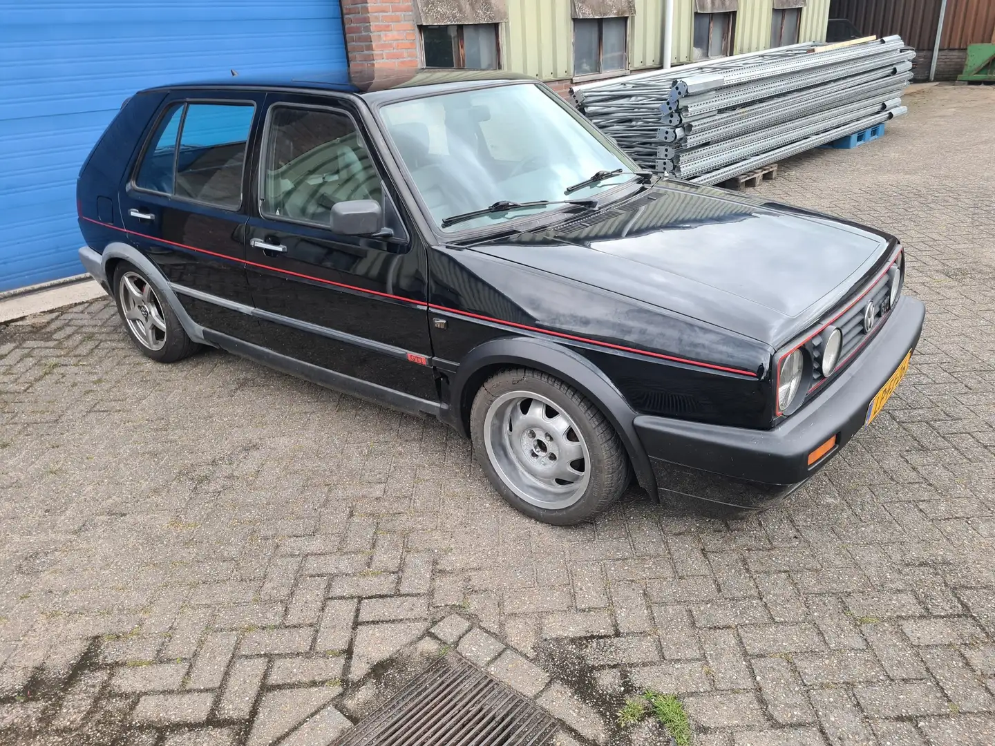 Volkswagen Golf 1.8 GTI Inj. 5deurs Czarny - 2
