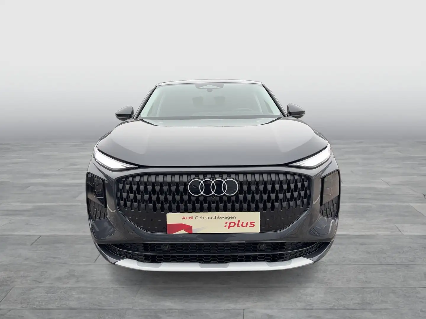 Audi Q3 TFSI 110 kW Grau - 2
