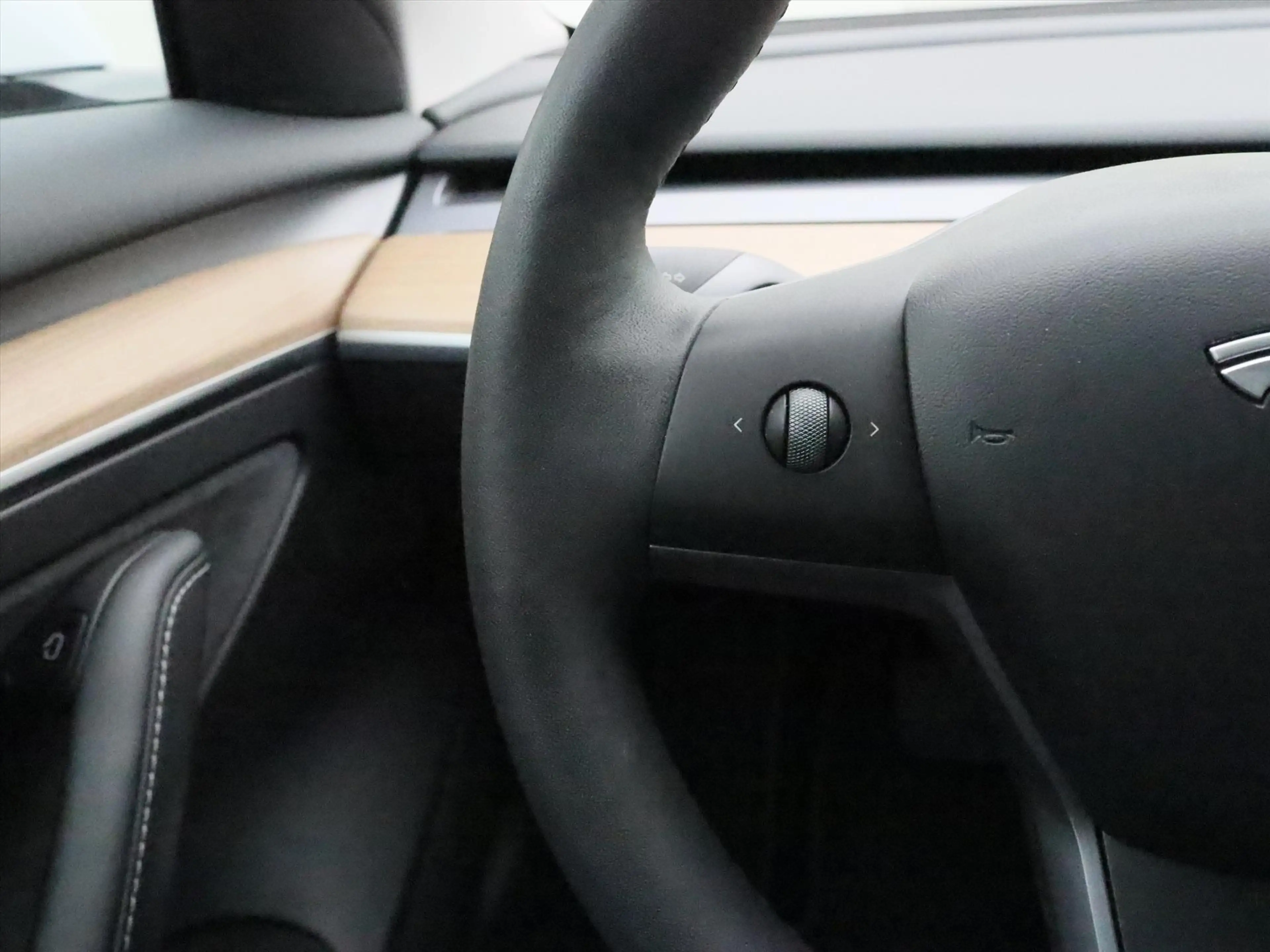 Tesla Model 3 Standard RWD Plus 96.4% SoH UPGRADE [ ENHANCED AUT — photo 20