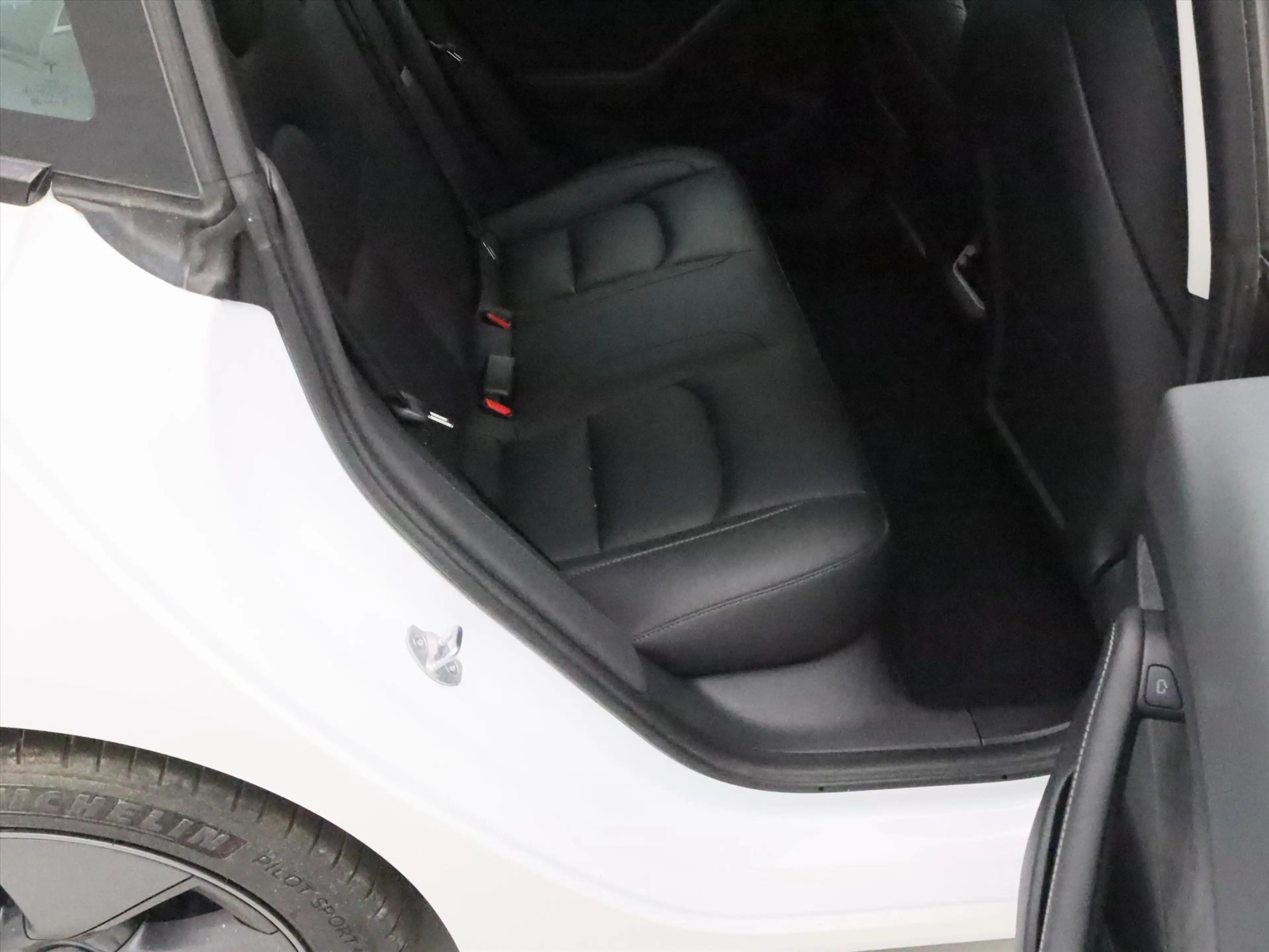 Tesla Model 3 Standard RWD Plus 96.4% SoH UPGRADE [ ENHANCED AUT — photo 14