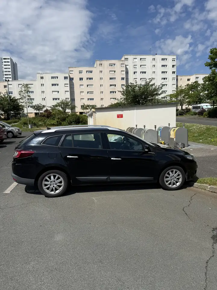 Renault Megane Grandtour — photo 3