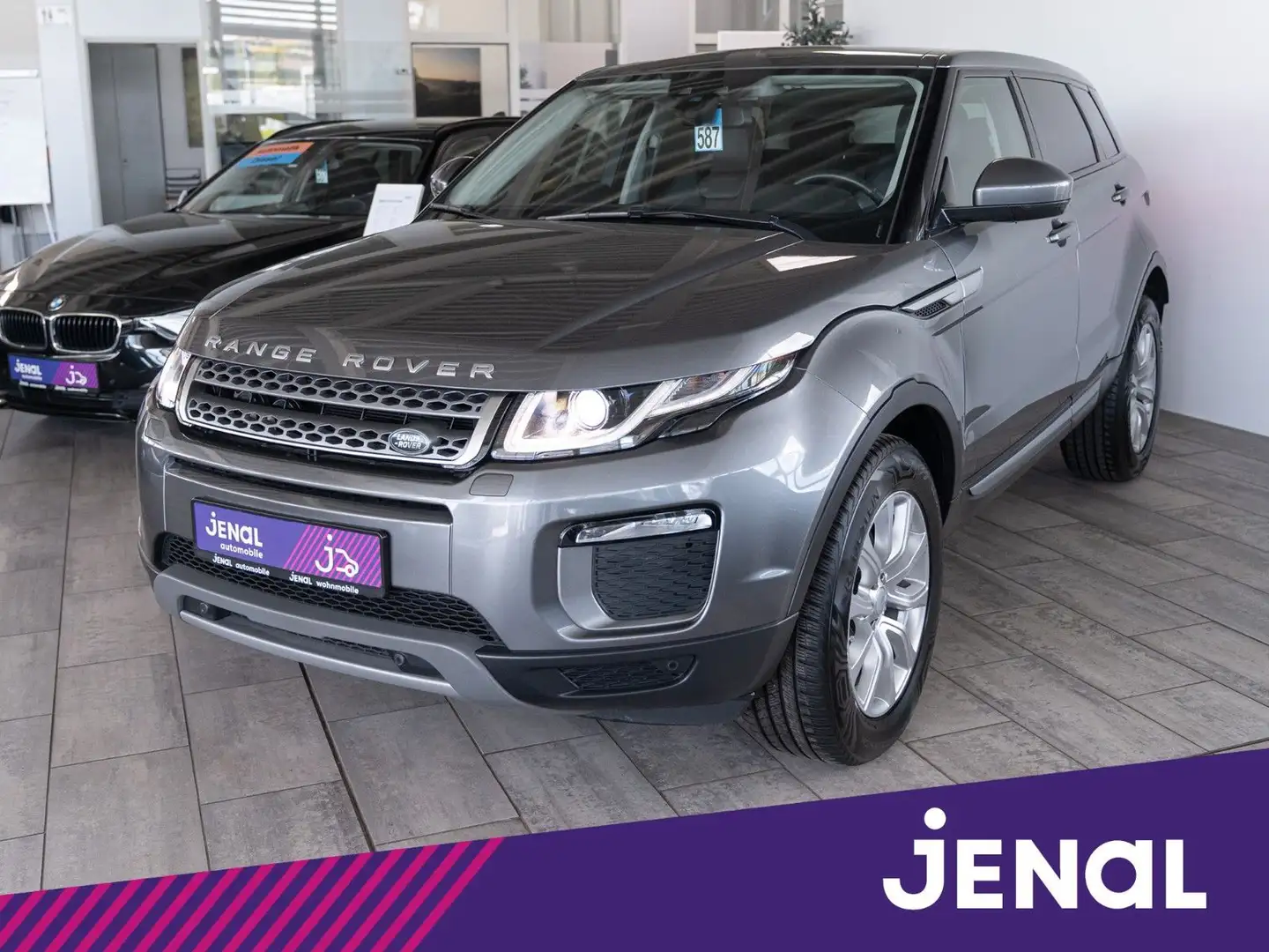 Land Rover Range Rover Evoque SE AUTOM./NAVI/PANO/ALLRAD Grau - 1