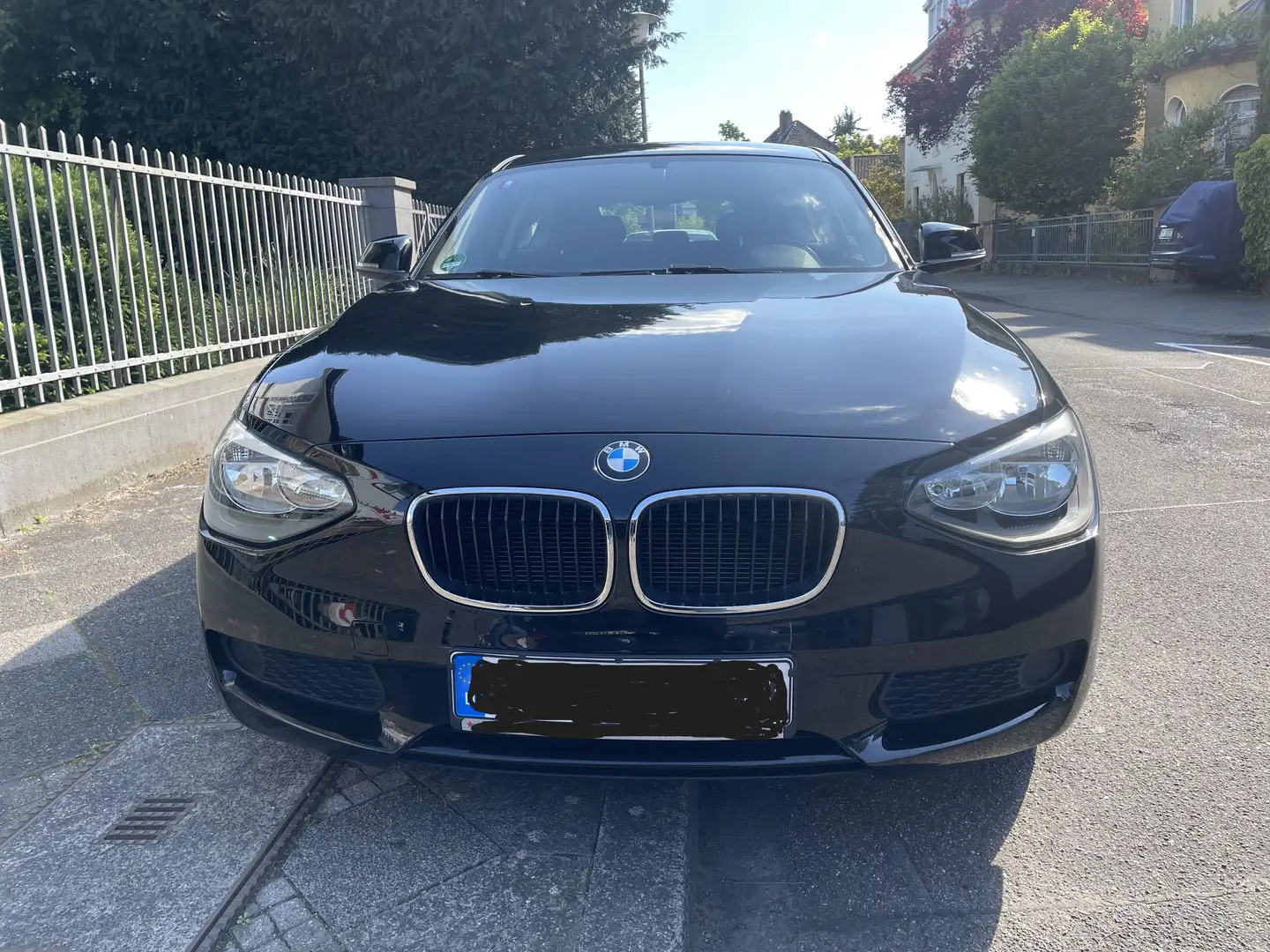 BMW 114 orig. 75800 km, 2. Hand, PDC, Klima, guter Zustand Schwarz - 2