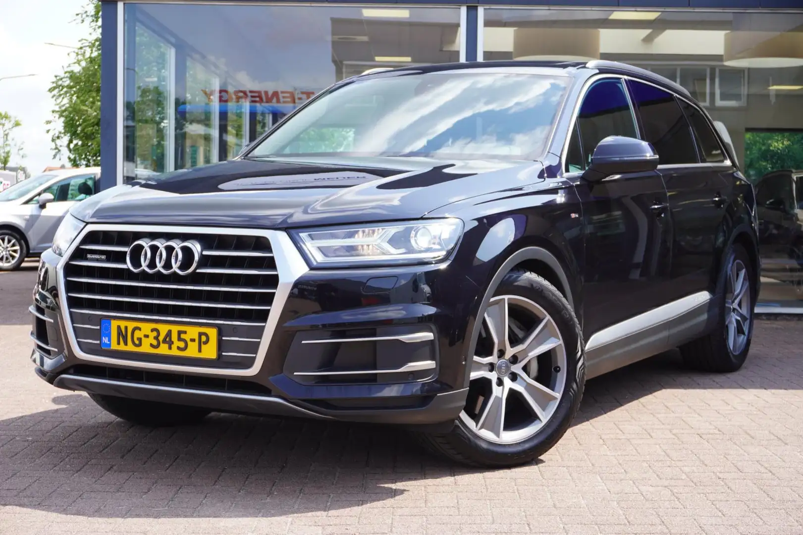Audi Q7 3.0 TDI quattro Pro Line + 7p | Airco | Luchtverin Zwart - 1