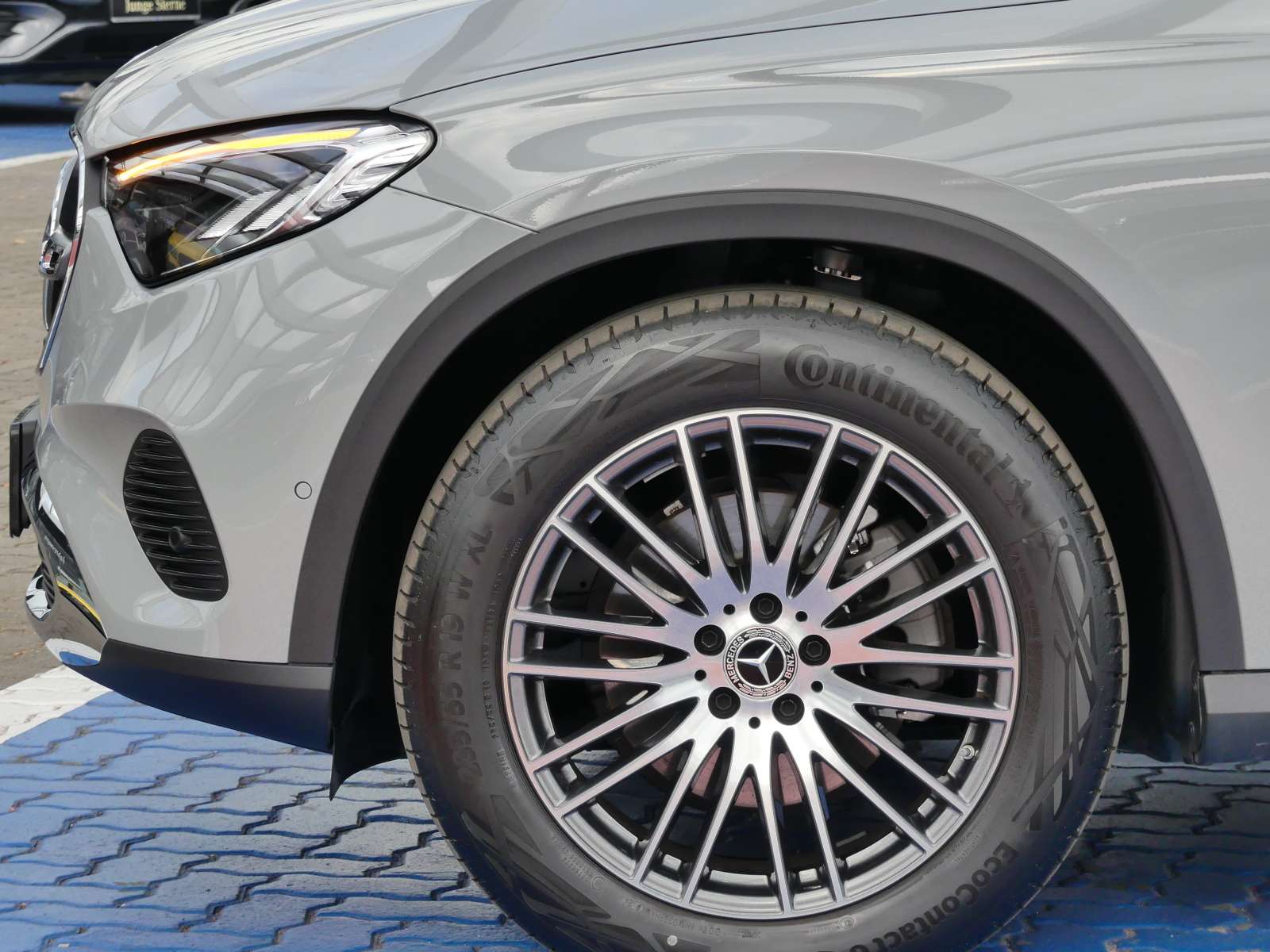 Mercedes-Benz GLC 200