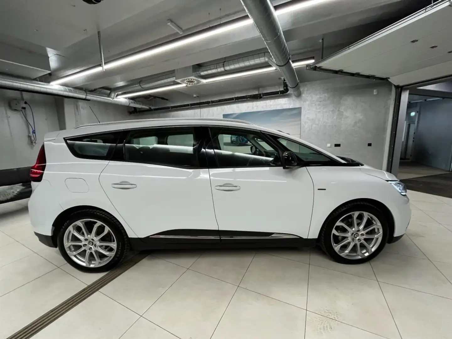 Renault Grand Scenic LIMITED ENERGY dCi 110 EDC Weiß - 2
