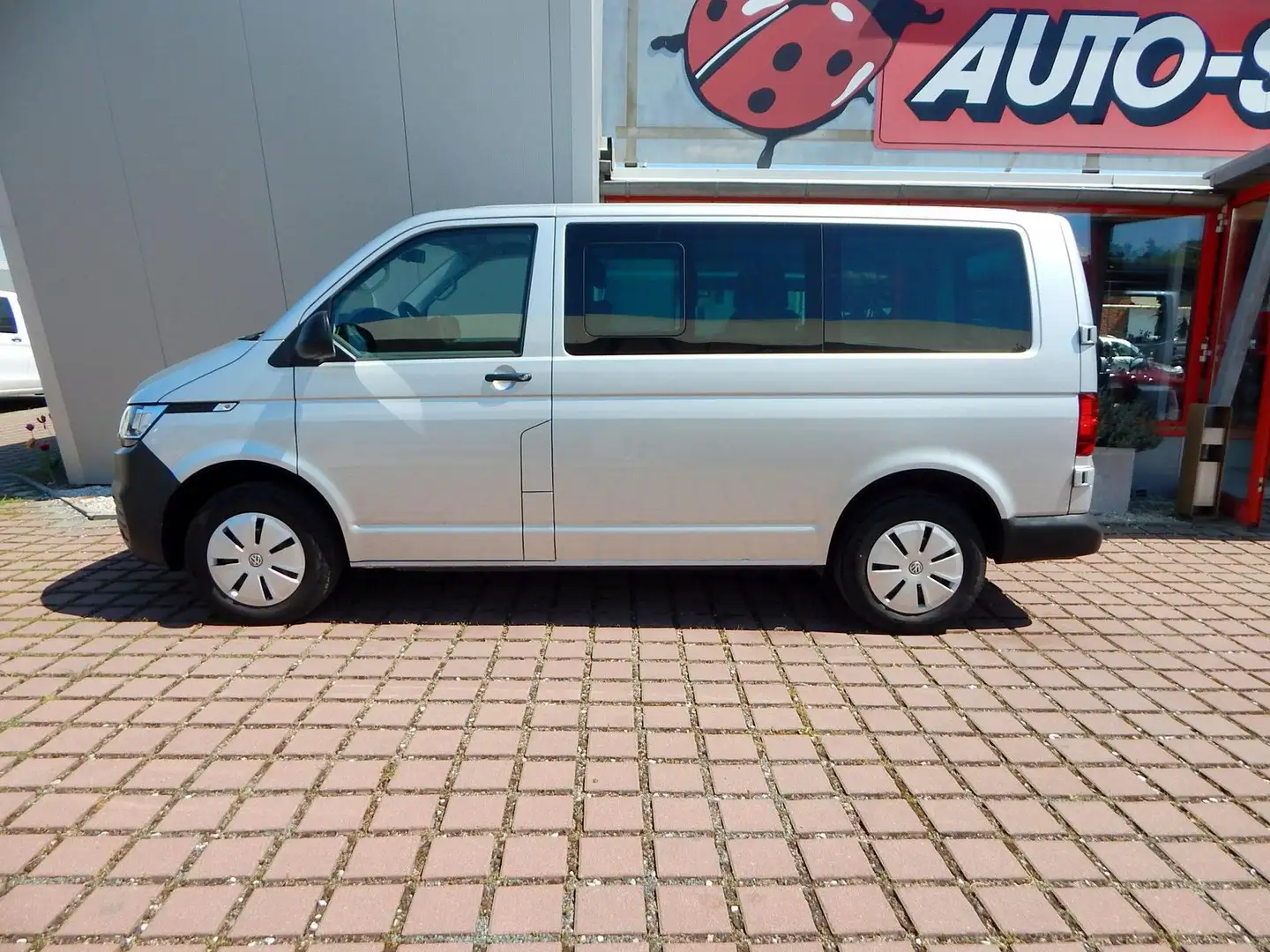 Volkswagen T6 Kombi T6.1 Kombi KLIMA SHZ PDC 5-SITZER Silber - 1
