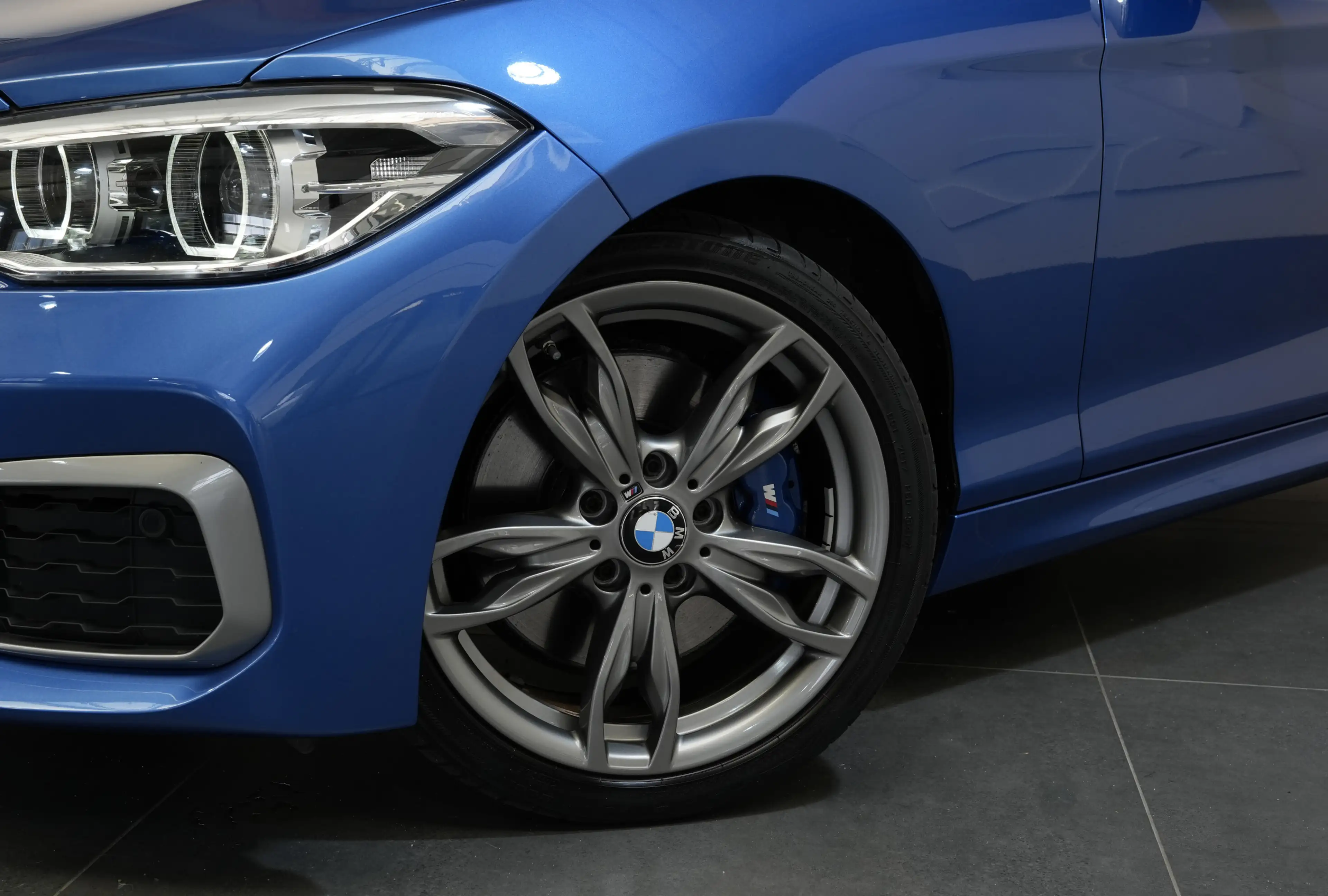 BMW 140 xDrive*NON-OPF*2HD*H&K*NAVI*PDC*LED* — photo 9