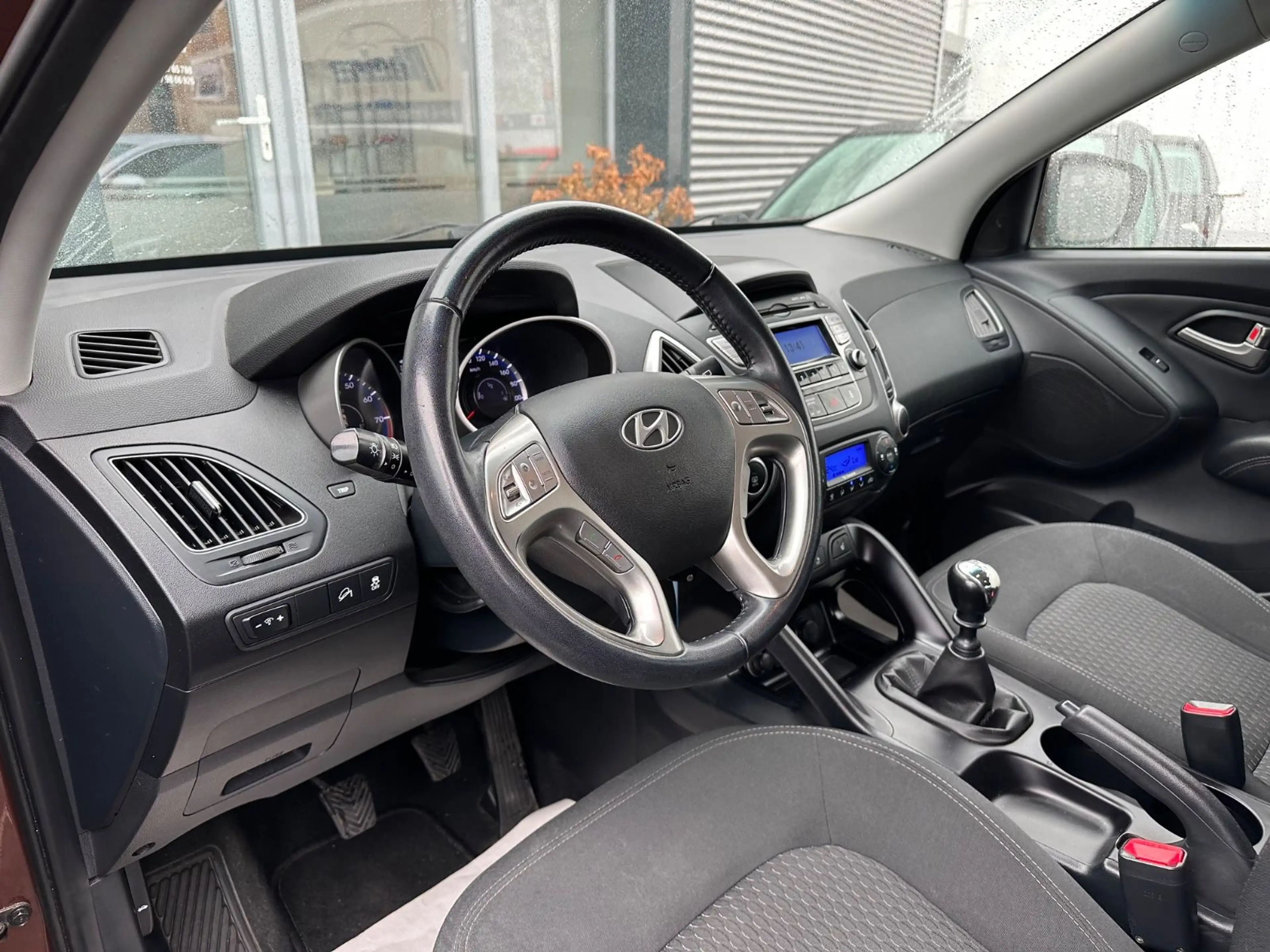 Hyundai iX35 5 Star Edition 2WD*PDC*4XSHZ*MFKL*RADIO* — photo 15