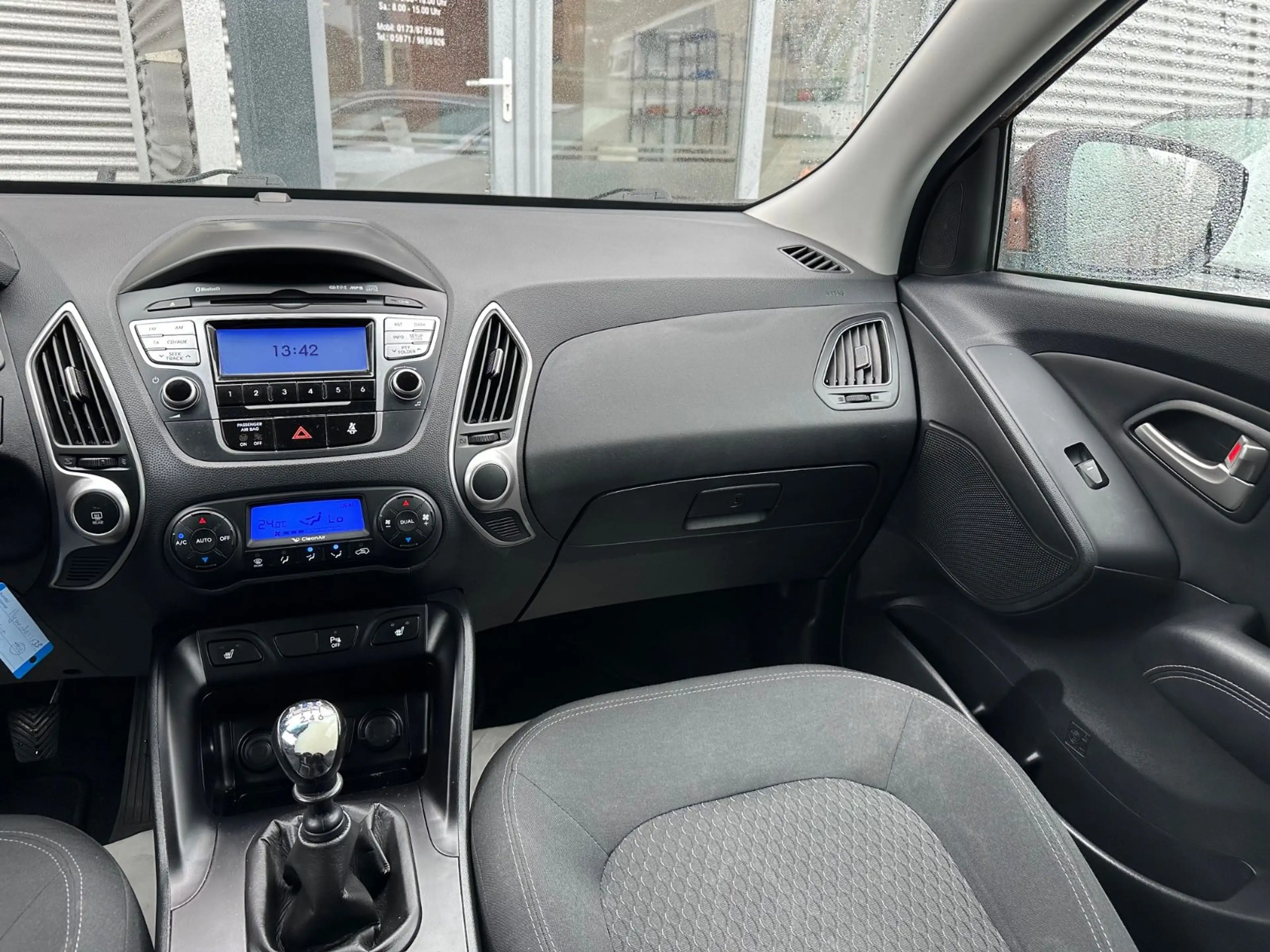 Hyundai iX35 5 Star Edition 2WD*PDC*4XSHZ*MFKL*RADIO* — photo 14