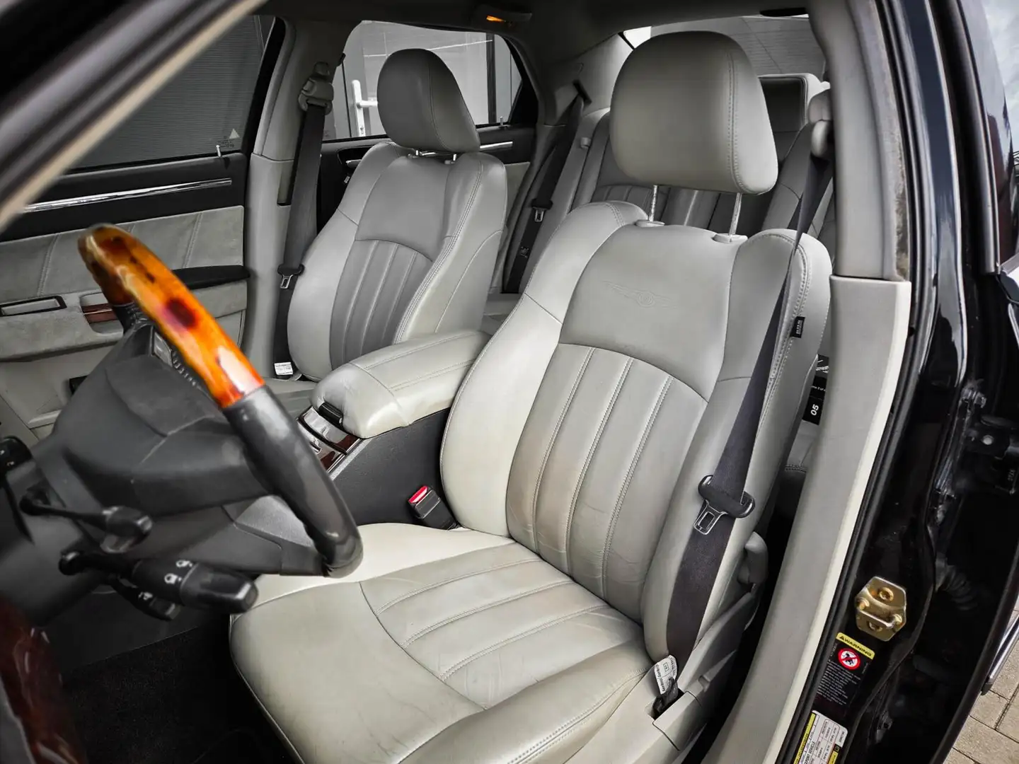 Chrysler 300C 5.7 V8 HEMI | PANO | BOSTON AUDIO | LEER | 20" VEL Schwarz - 2