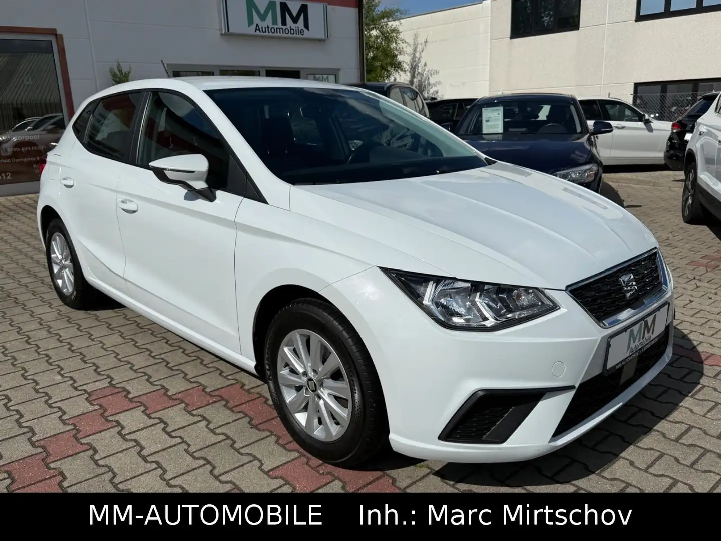 SEAT Ibiza 1.6 Style-1.HAND-NAVI-PDC-SHZ-TEMP-CARPLAY Weiß - 1