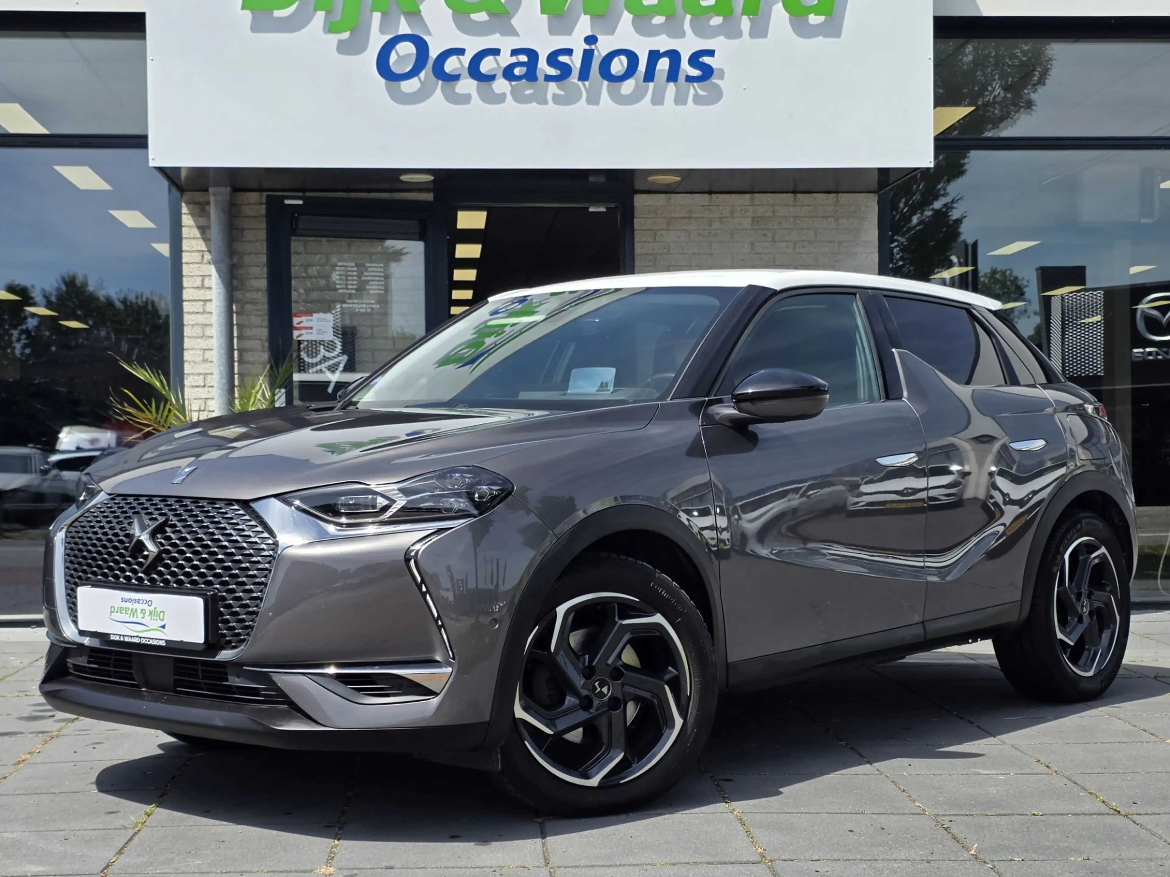 DS Automobiles DS 3 Crossback 1.2 PureTech Grand Chic - Automaat - Leder - ACC -