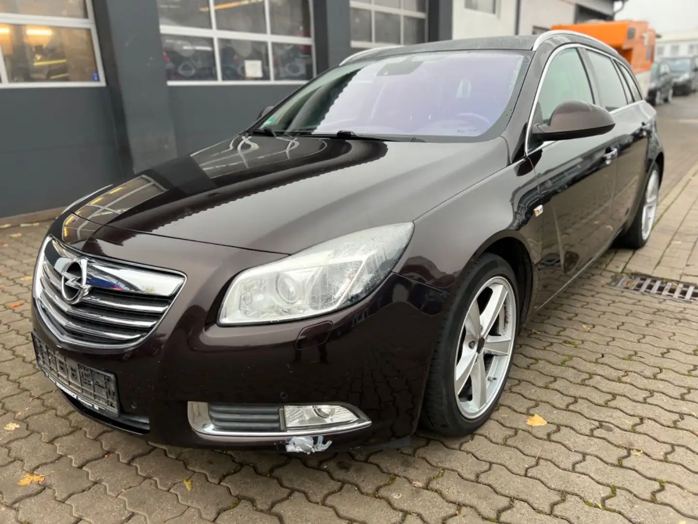 Opel Insignia A Sports Tourer Innovation BiXenon AHK Marrón - 1