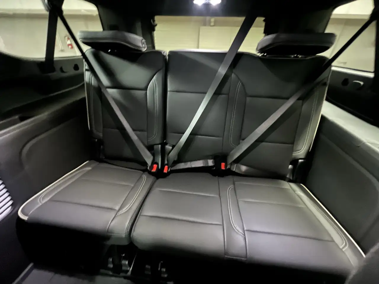 GMC Yukon снимка GMC Yukon