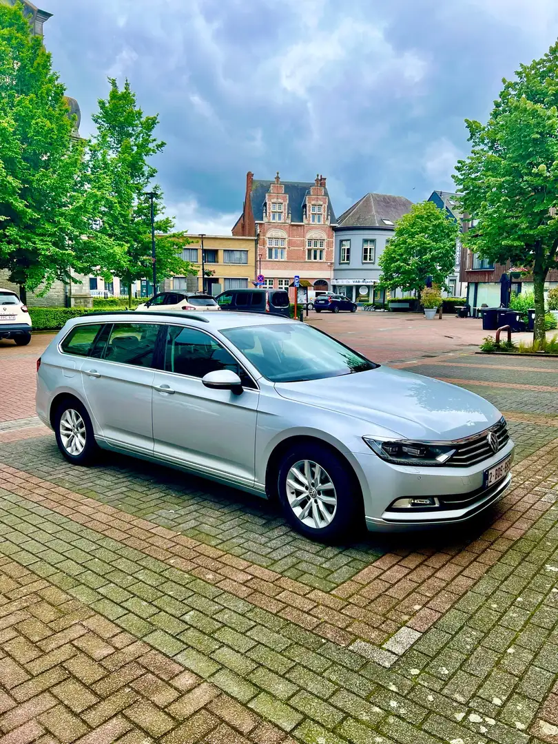Volkswagen Passat Passat Wagon Comfortline 1.6 TDI Zilver - 1