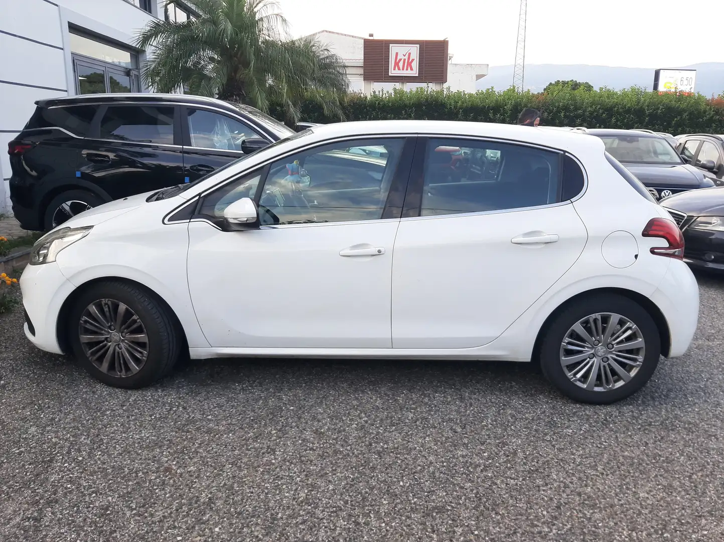 Peugeot 208 208 5p 1.2 puretech t Allure s Bianco - 2
