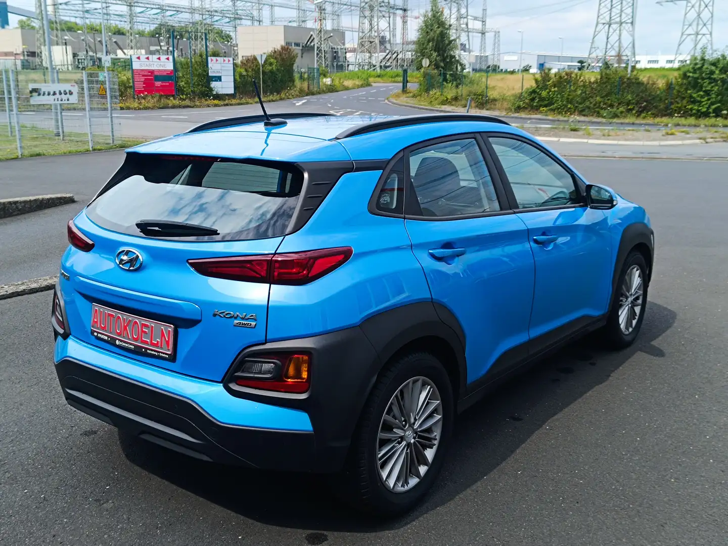 Hyundai KONA 1.6 T-GDI DCT 4WD Trend Blauw - 2