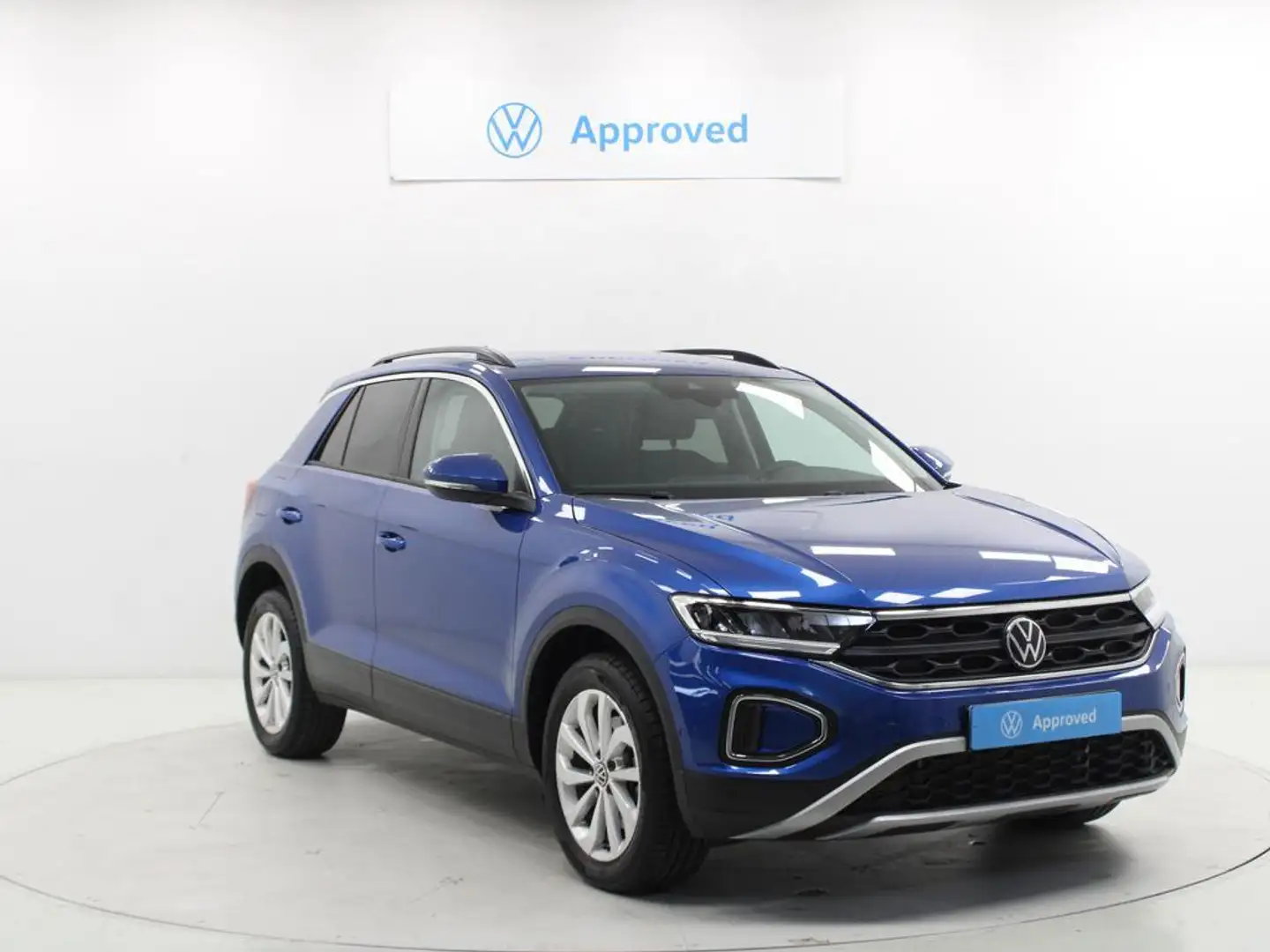Volkswagen T-Roc 1.0 TSI Life 81kW Bleu - 1