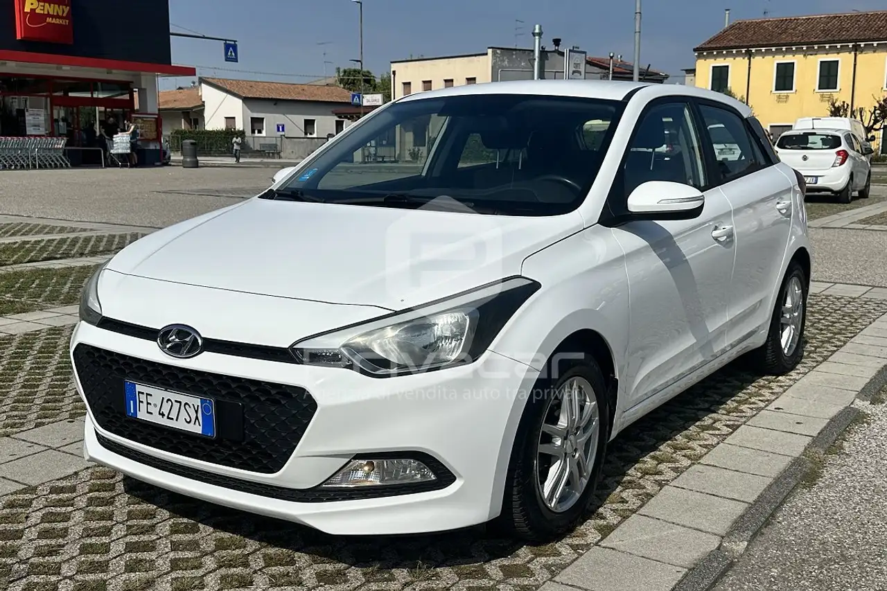 Hyundai i20 i20 1.2 5 porte Classic — photo 1 of 14